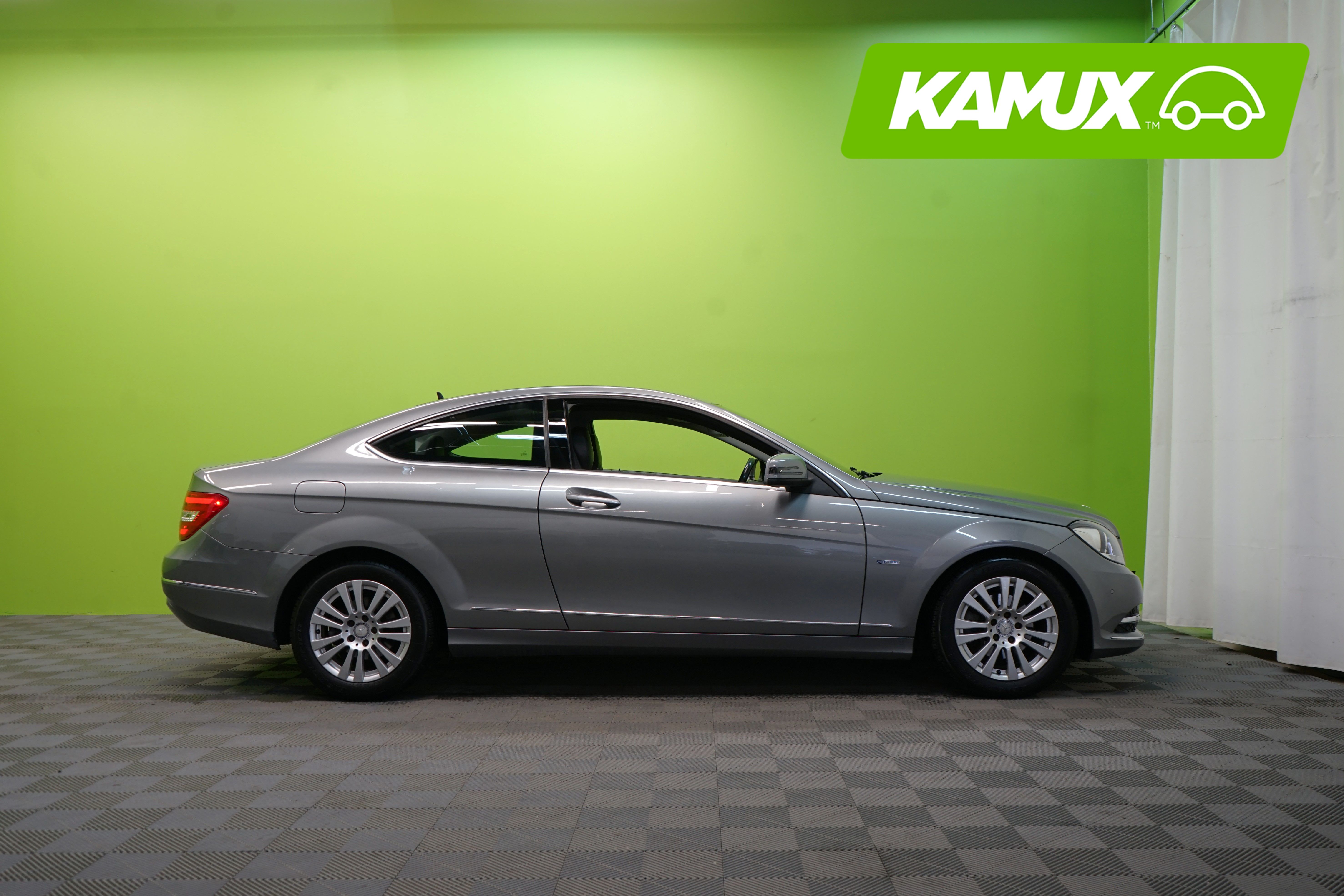 Mercedes-Benz C 2012