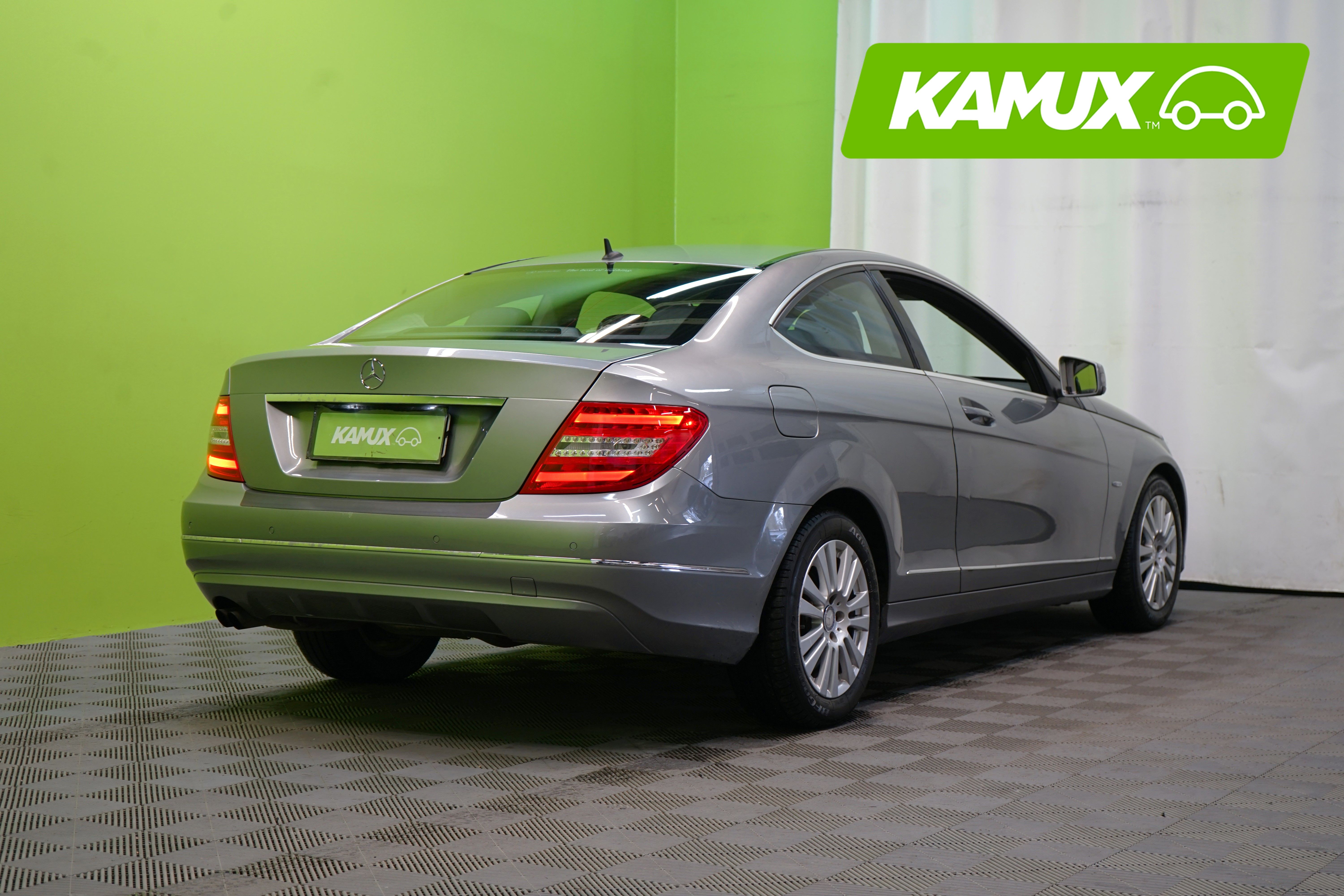 Mercedes-Benz C 2012