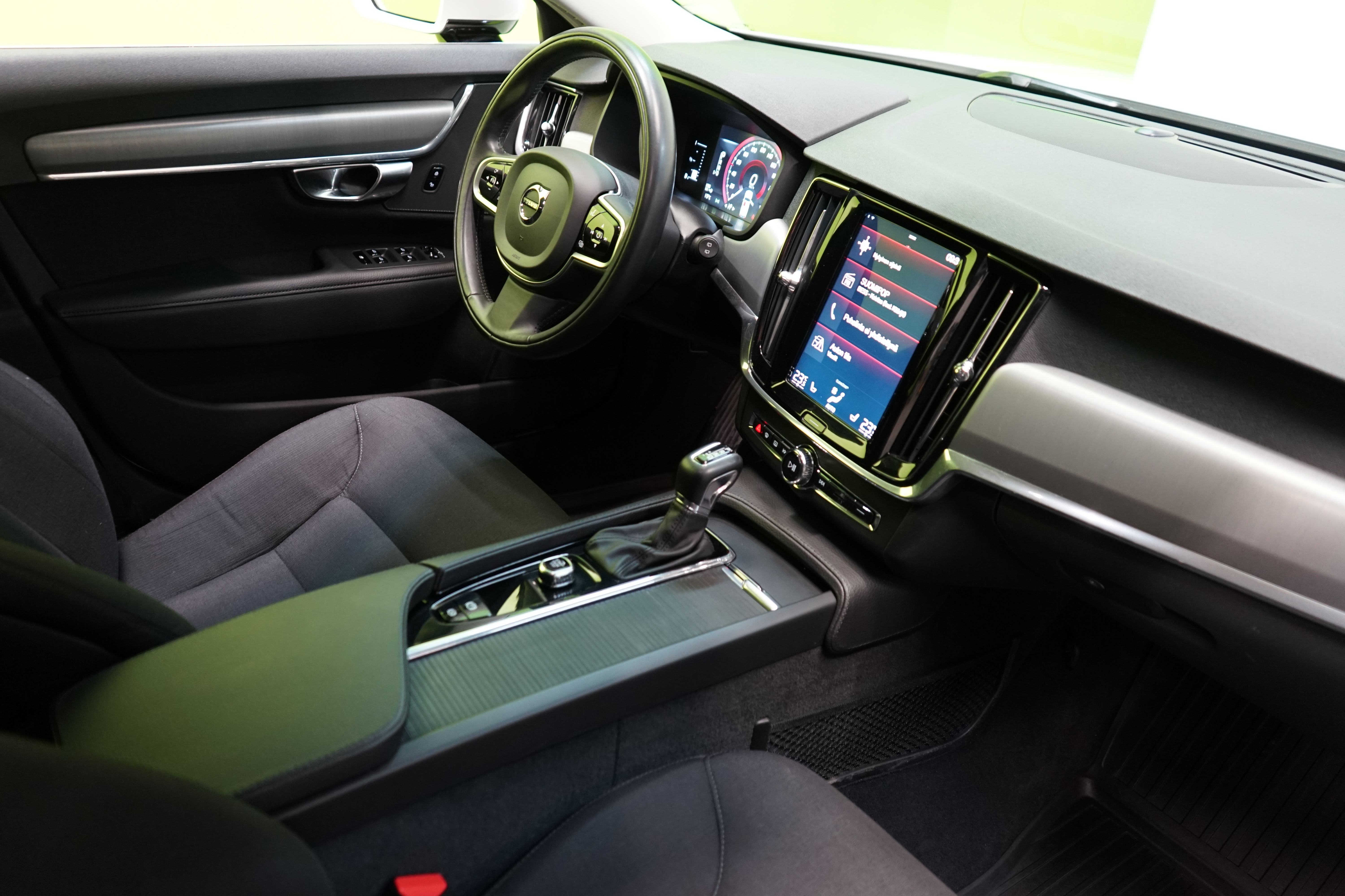 Volvo V90 2018