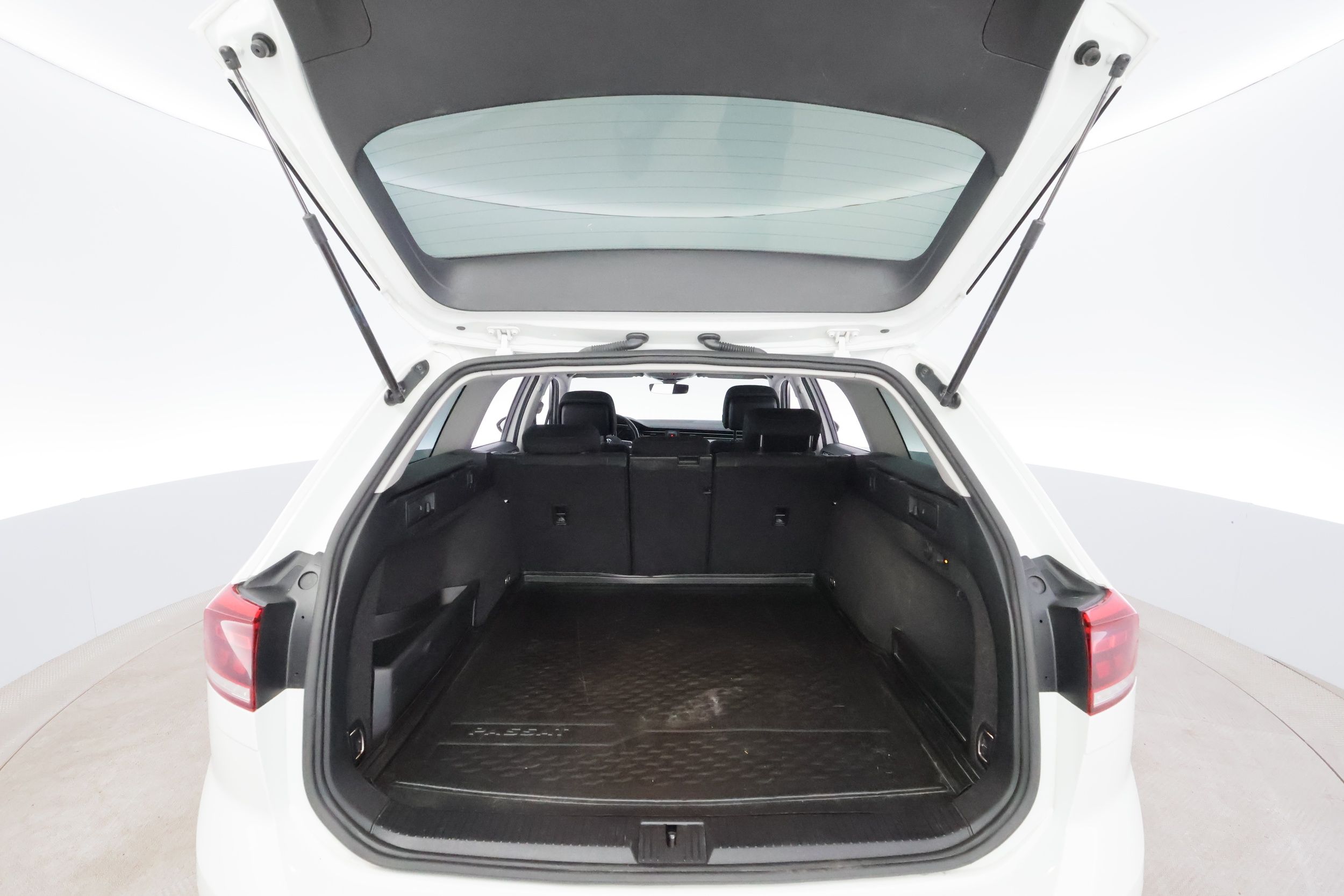 Volkswagen Passat 2021