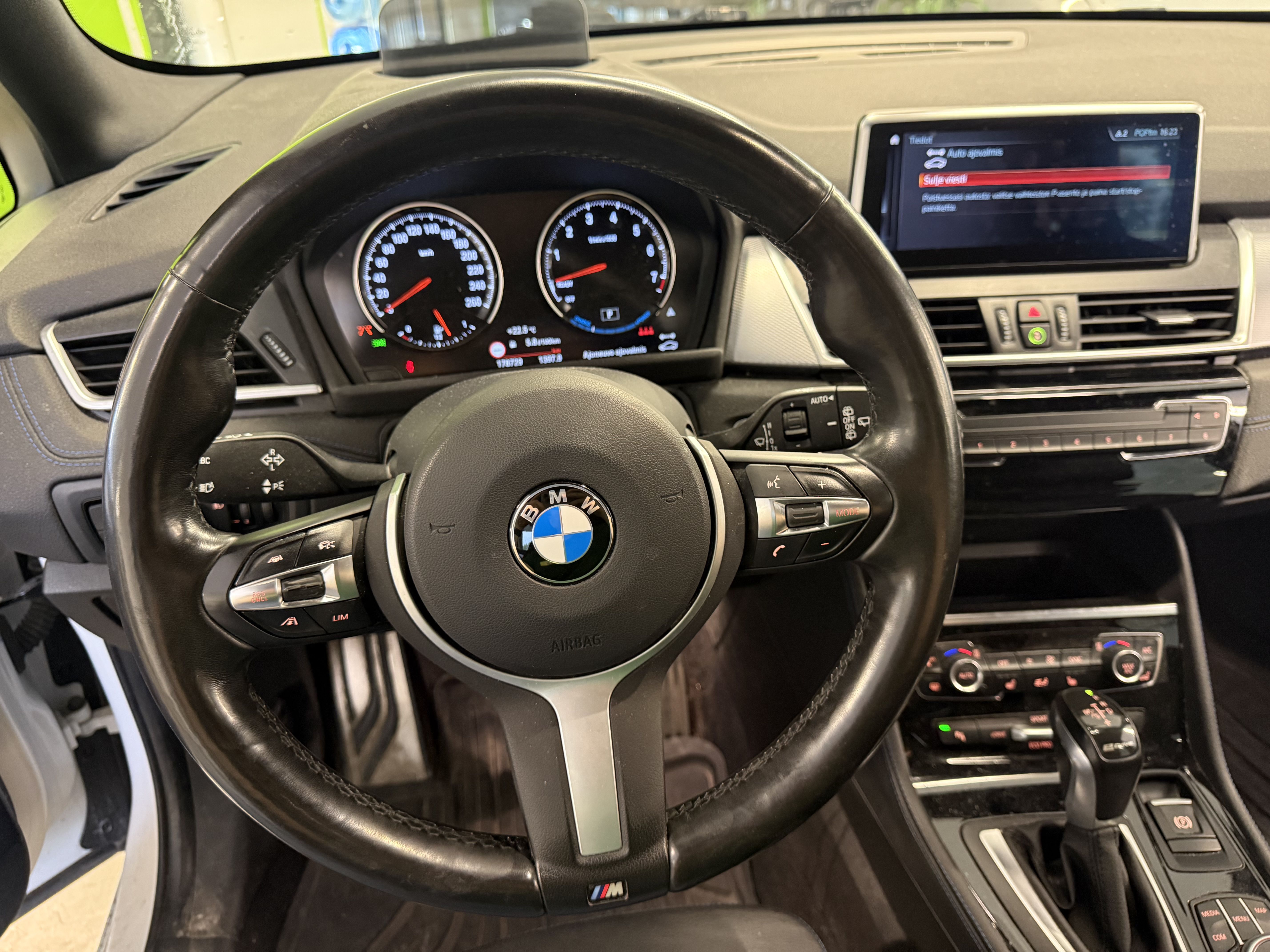 BMW 225 2019