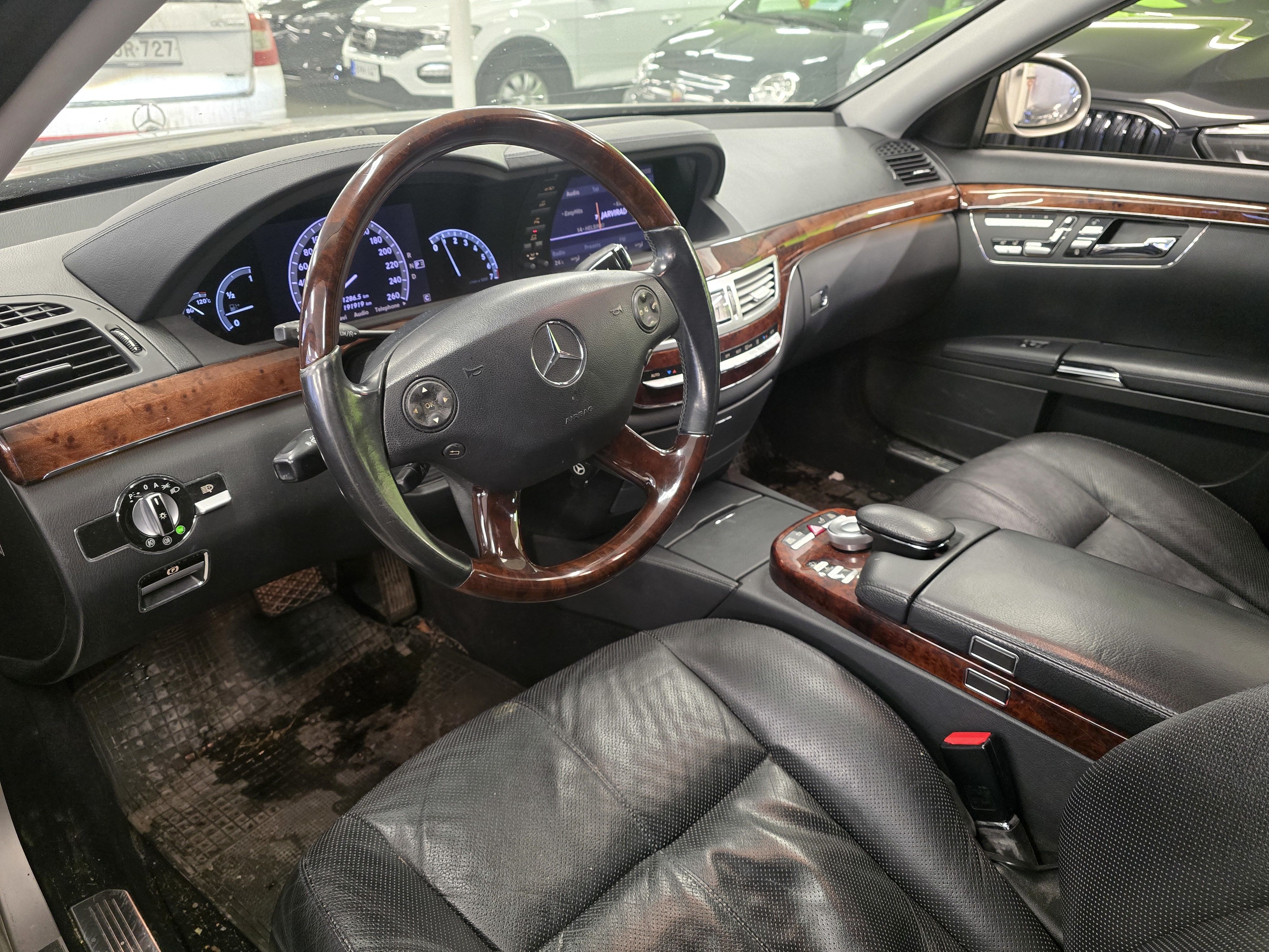 Mercedes-Benz S 2006