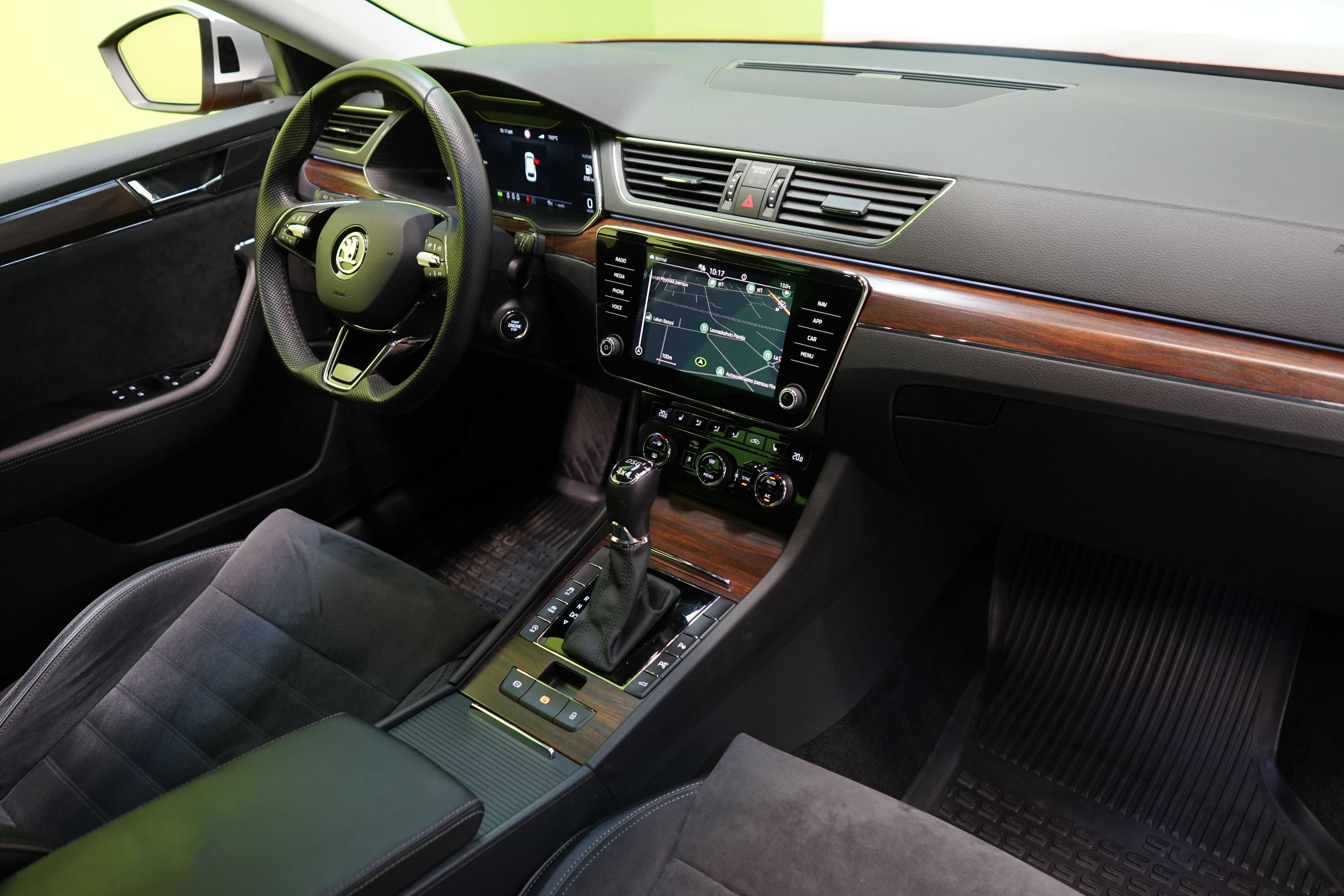 Skoda Superb 2022