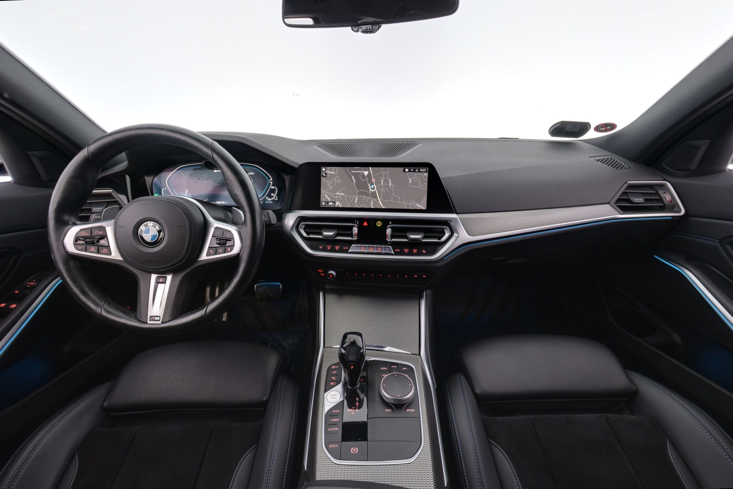 BMW 330 2020