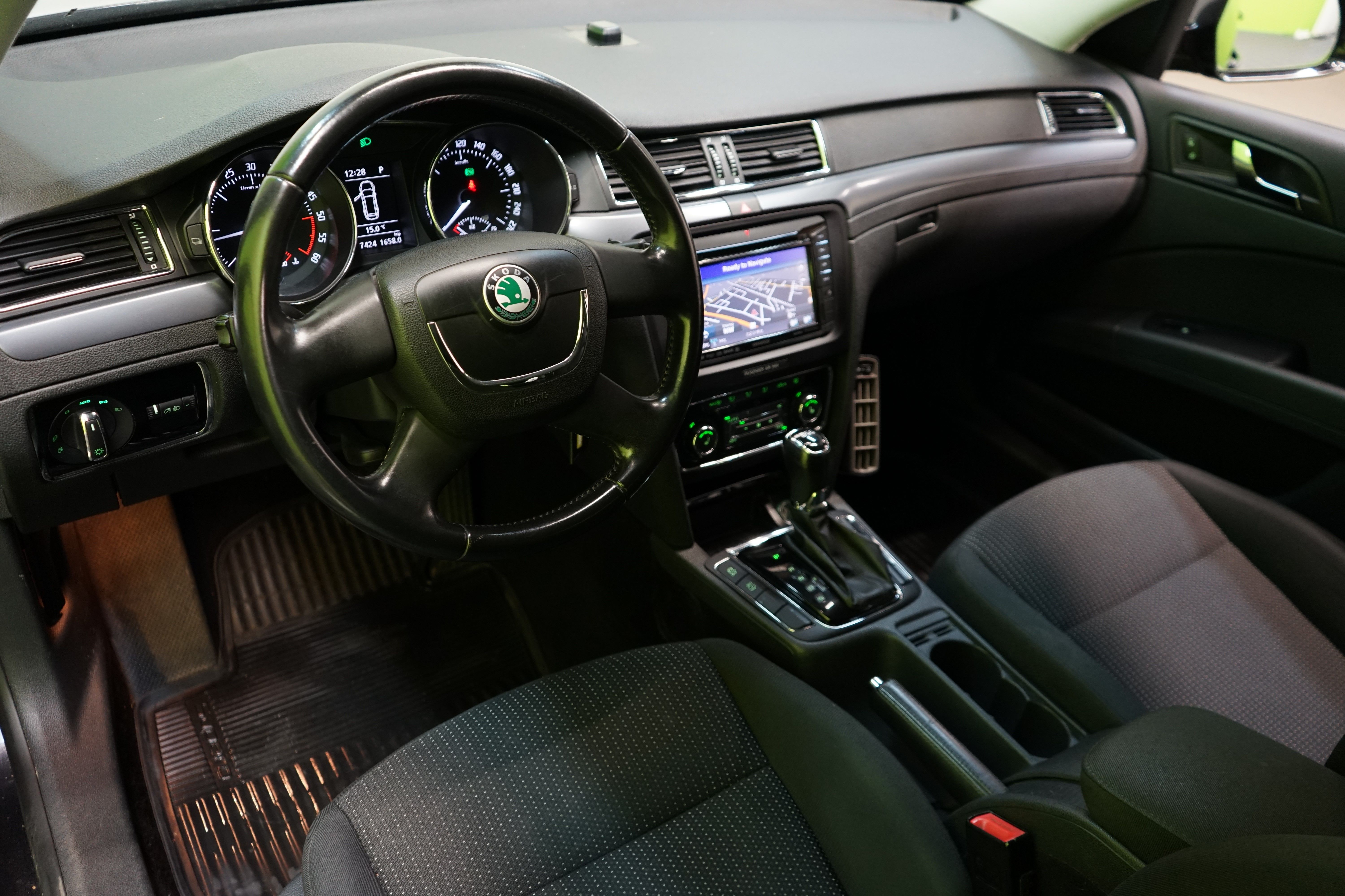 Skoda Superb 2013
