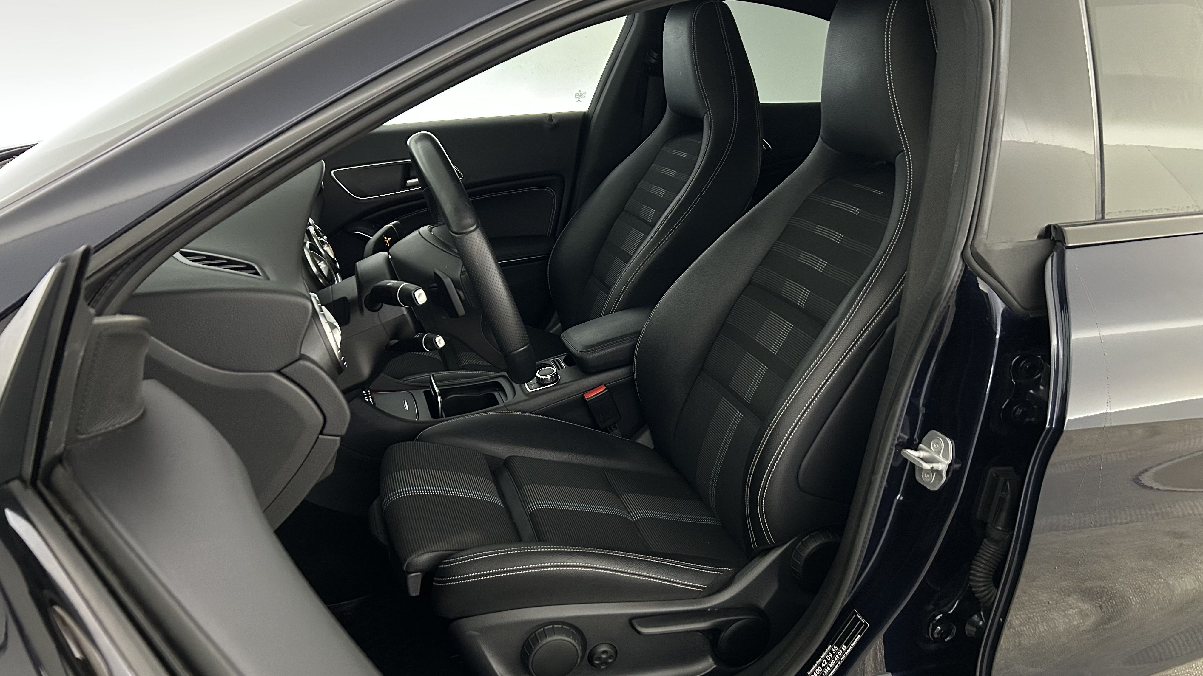 Mercedes-Benz CLA 2016