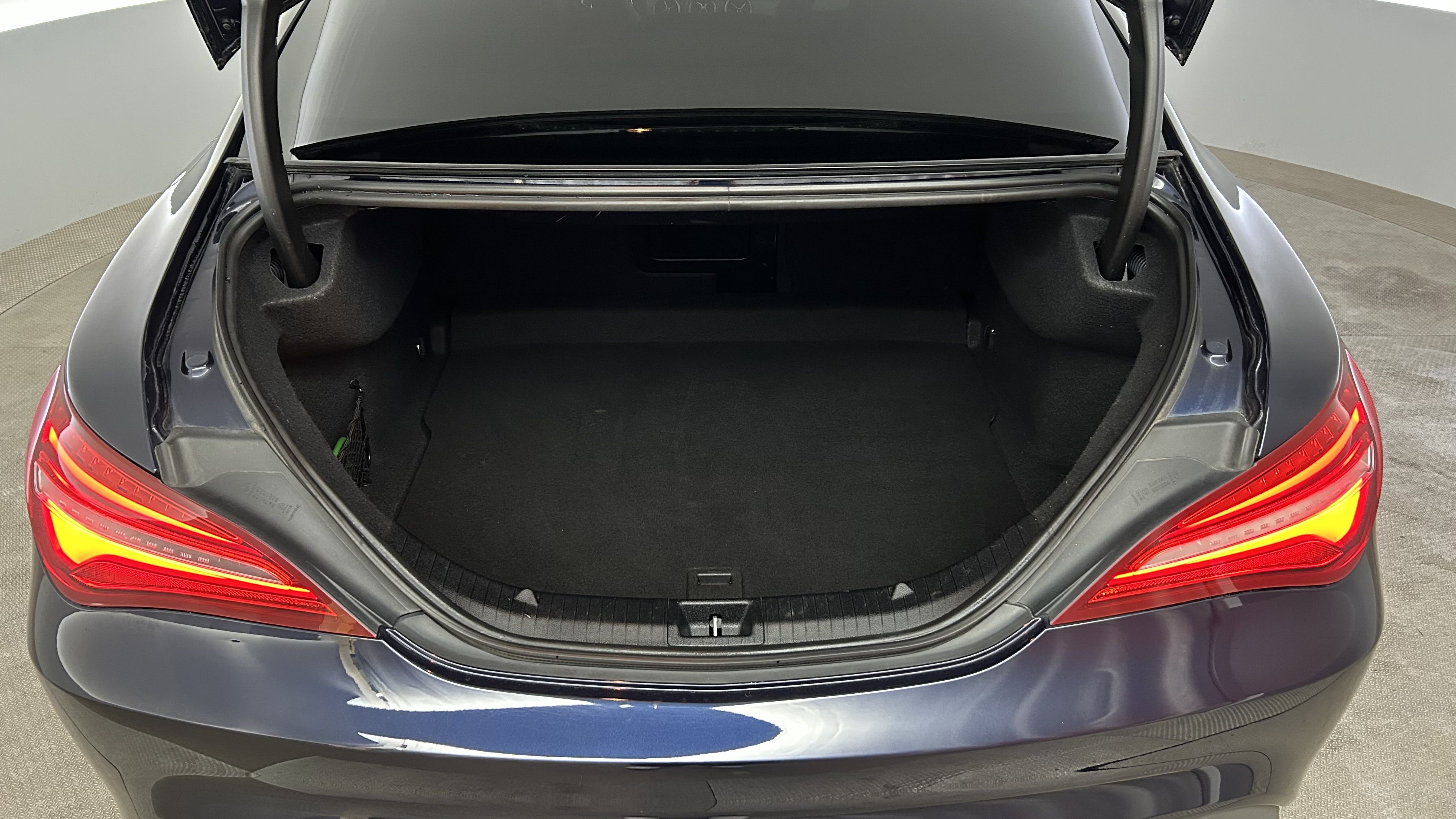 Mercedes-Benz CLA 2016