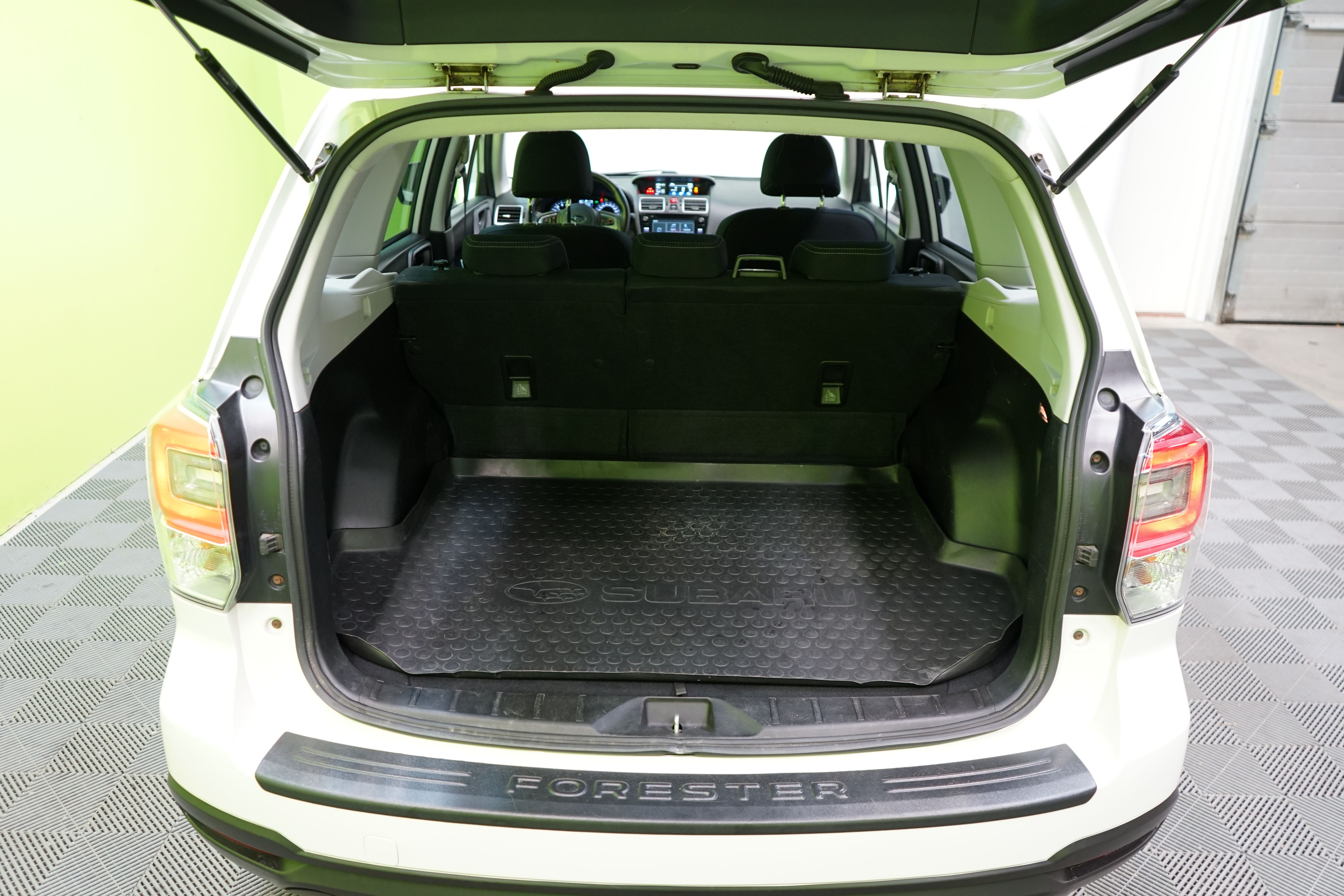 Subaru Forester 2016