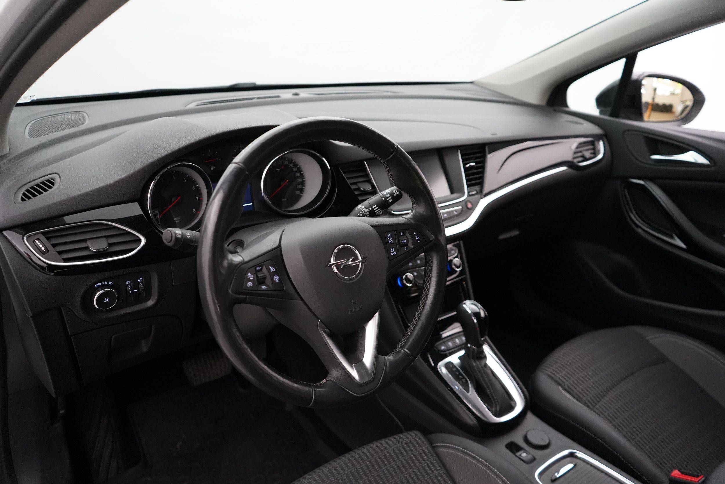 Opel Astra 2022