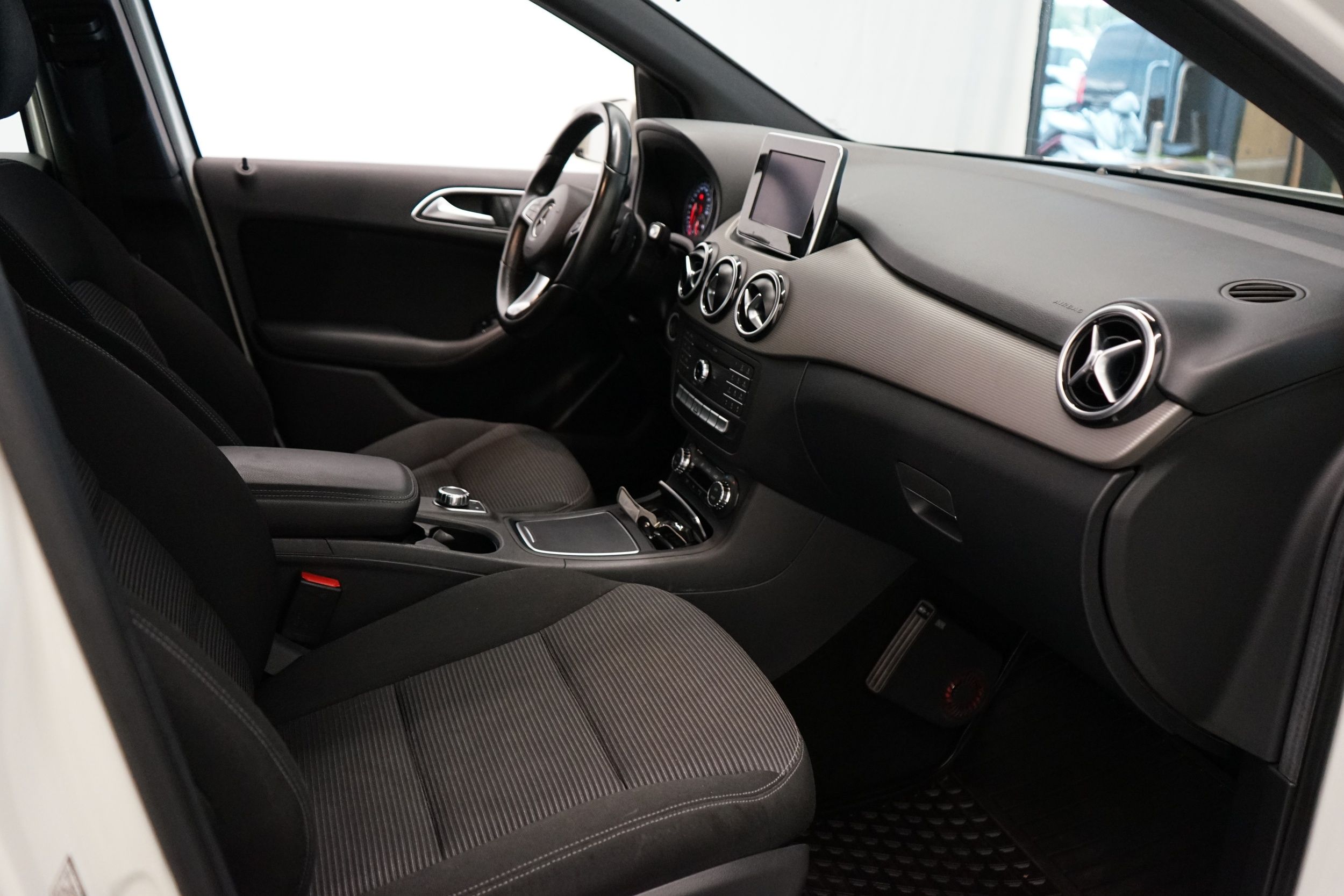 Mercedes-Benz B 2015