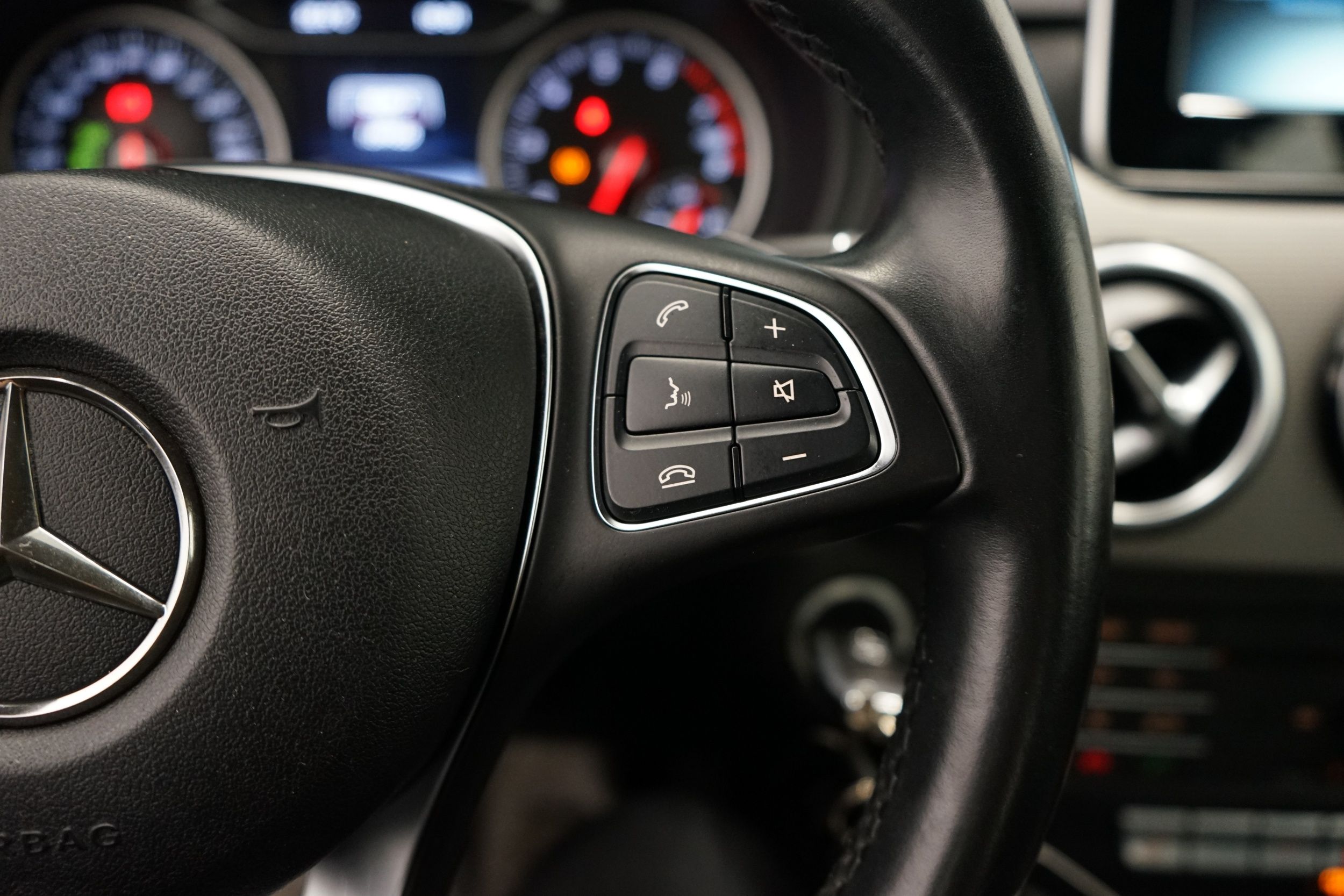 Mercedes-Benz B 2015