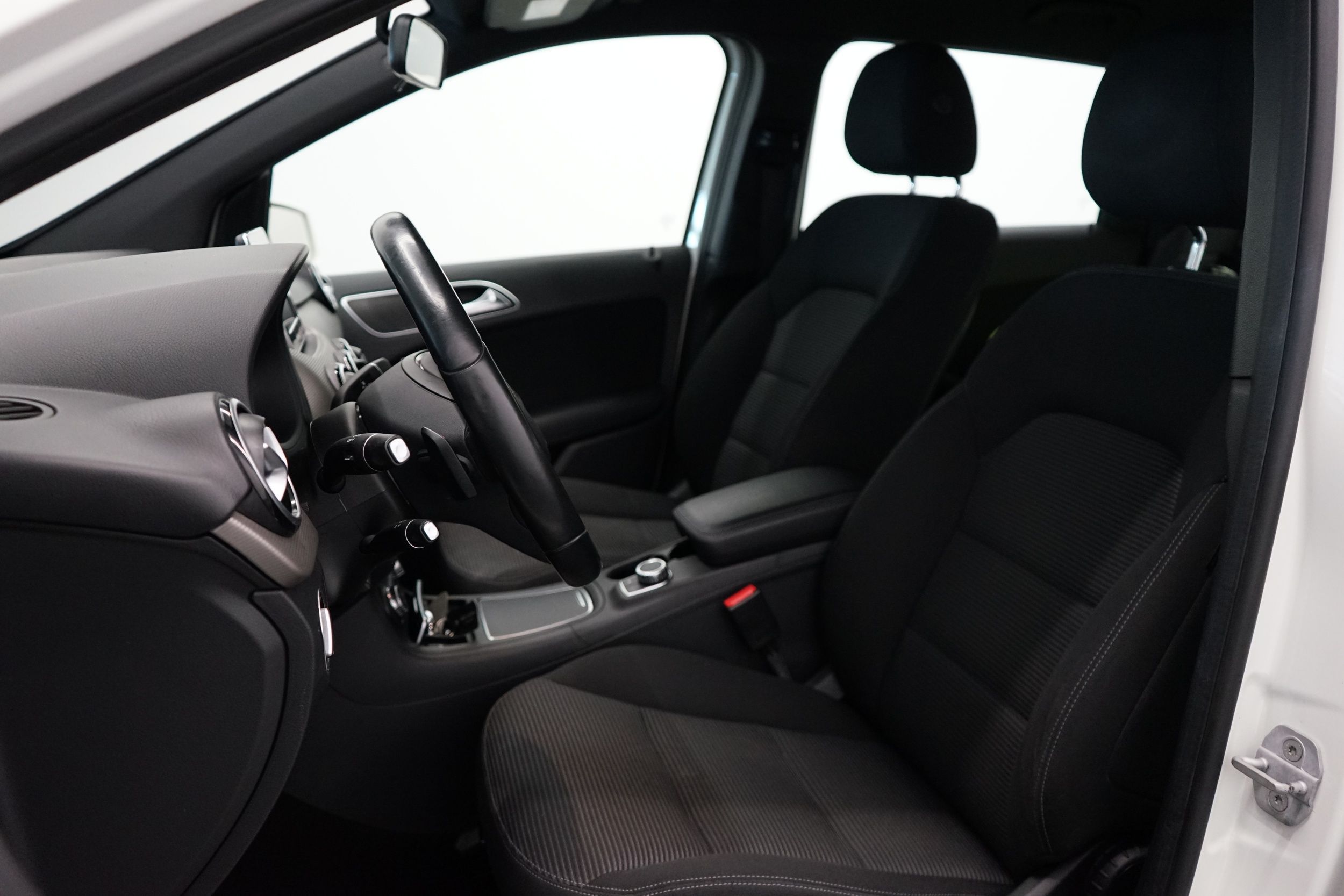 Mercedes-Benz B 2015