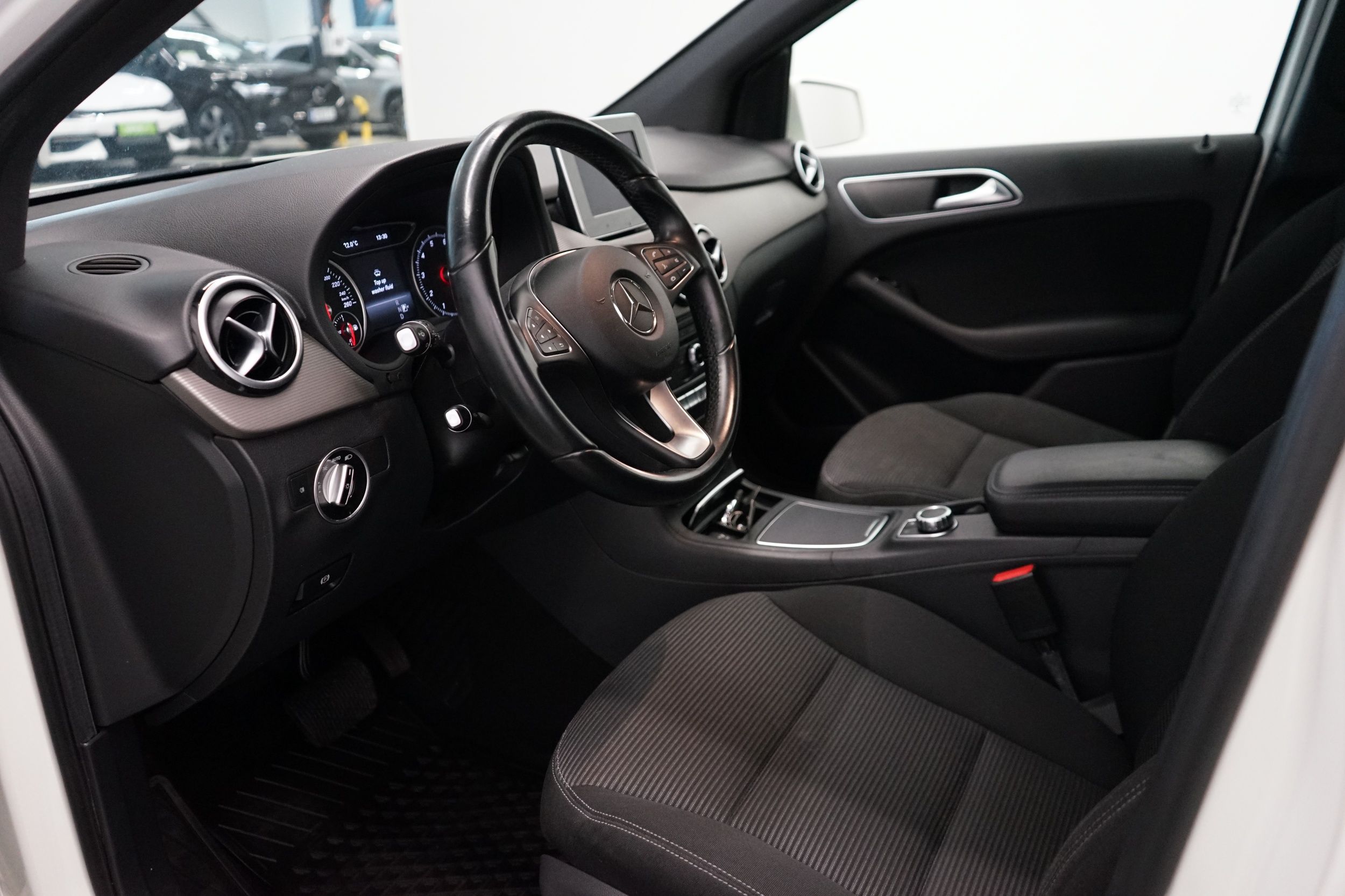 Mercedes-Benz B 2015