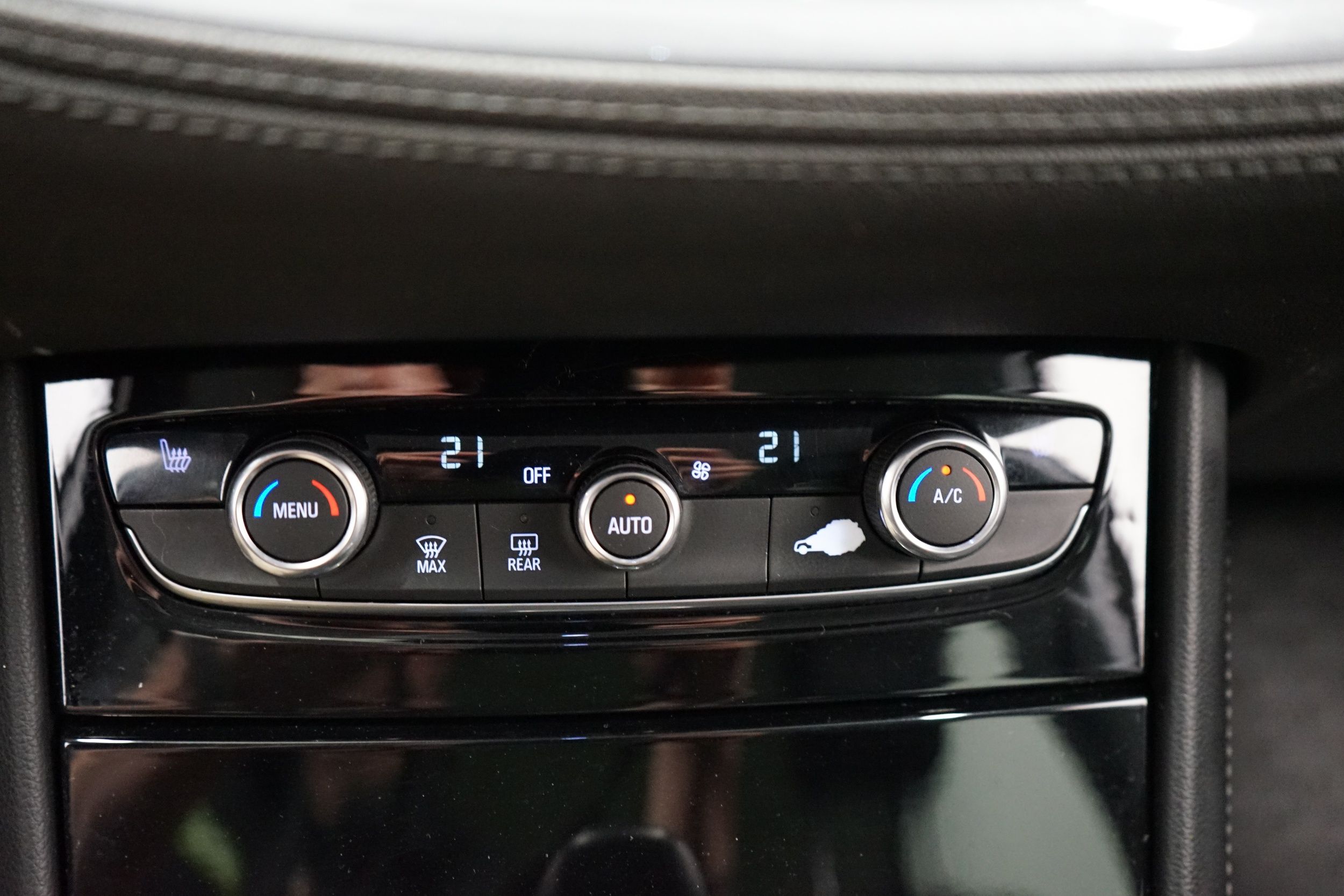 Opel Grandland X 2019