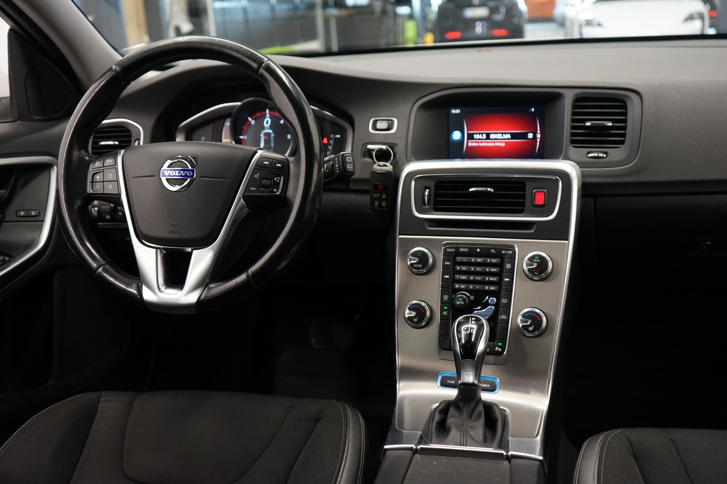 Volvo V60 2018
