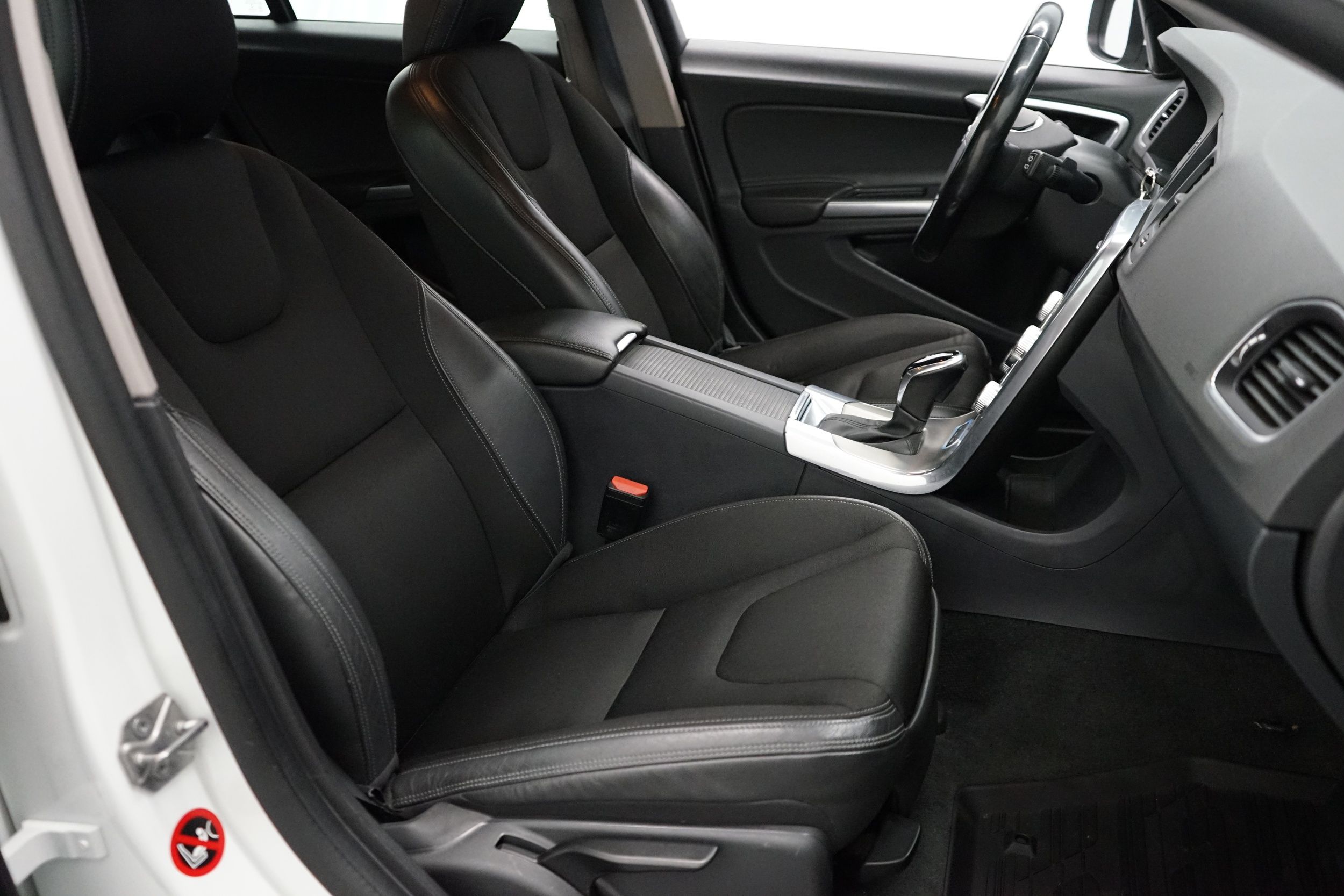 Volvo V60 2018