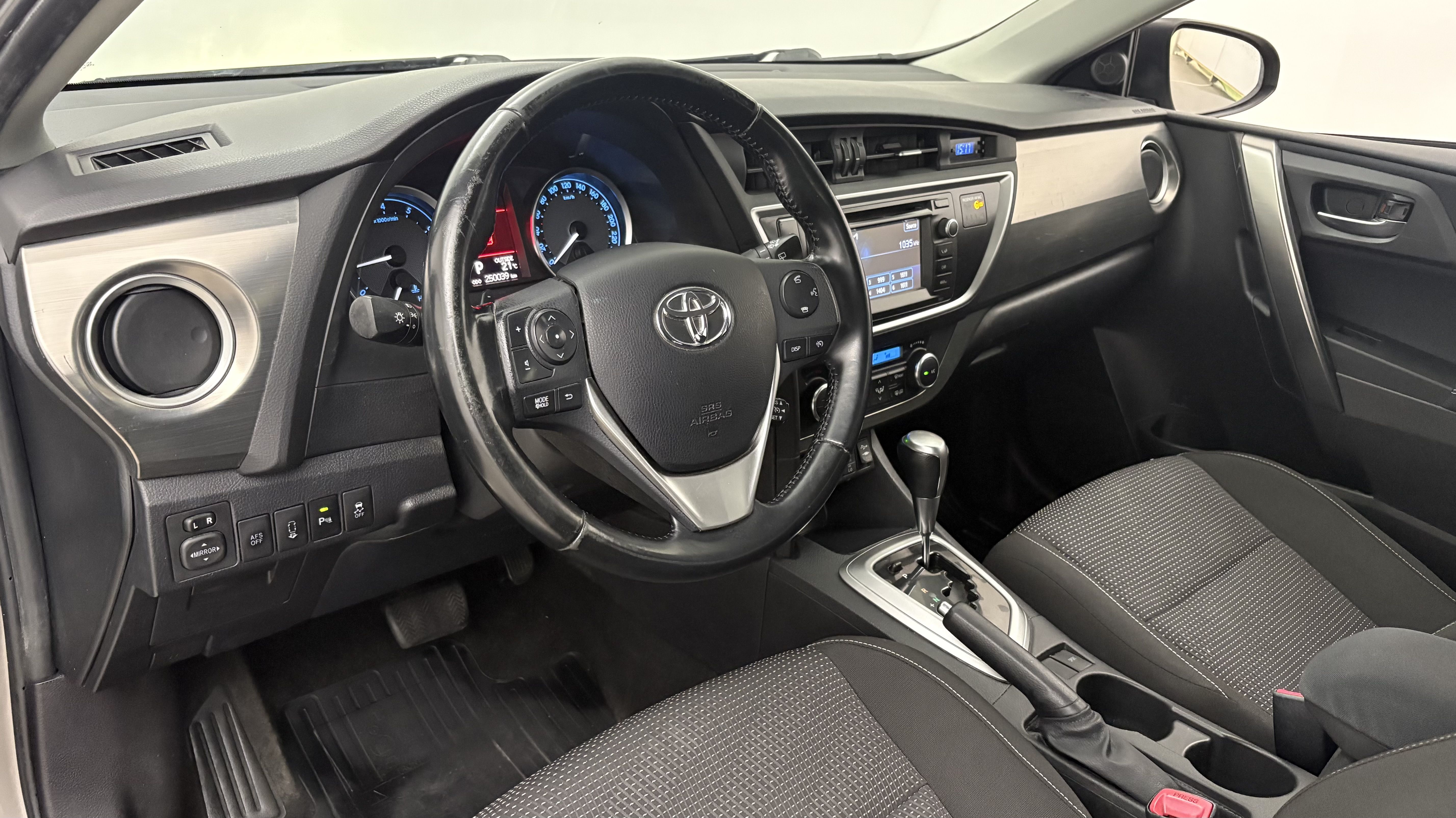Toyota Auris 2014