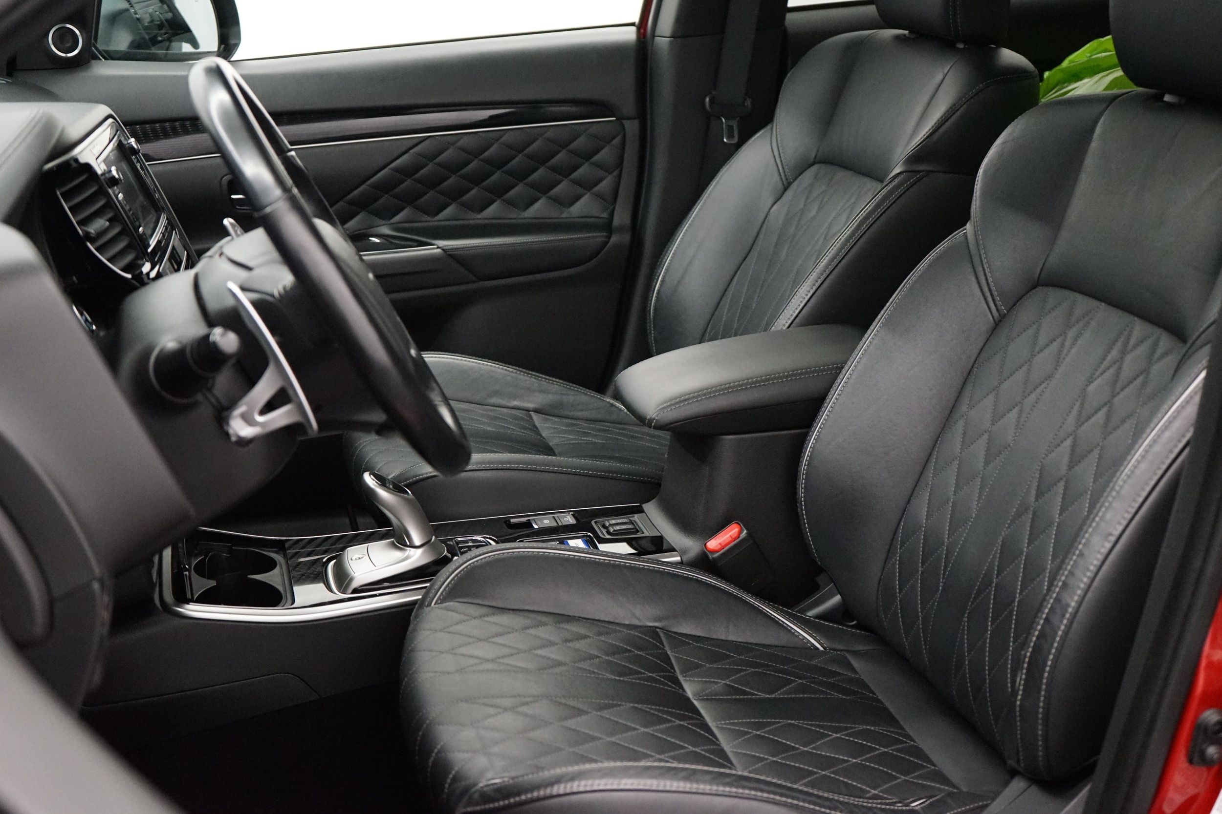 Mitsubishi Outlander PHEV 2019