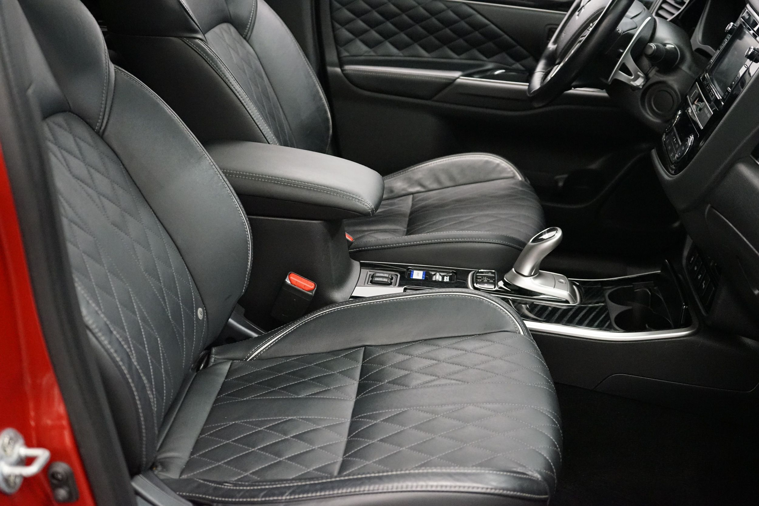 Mitsubishi Outlander PHEV 2019