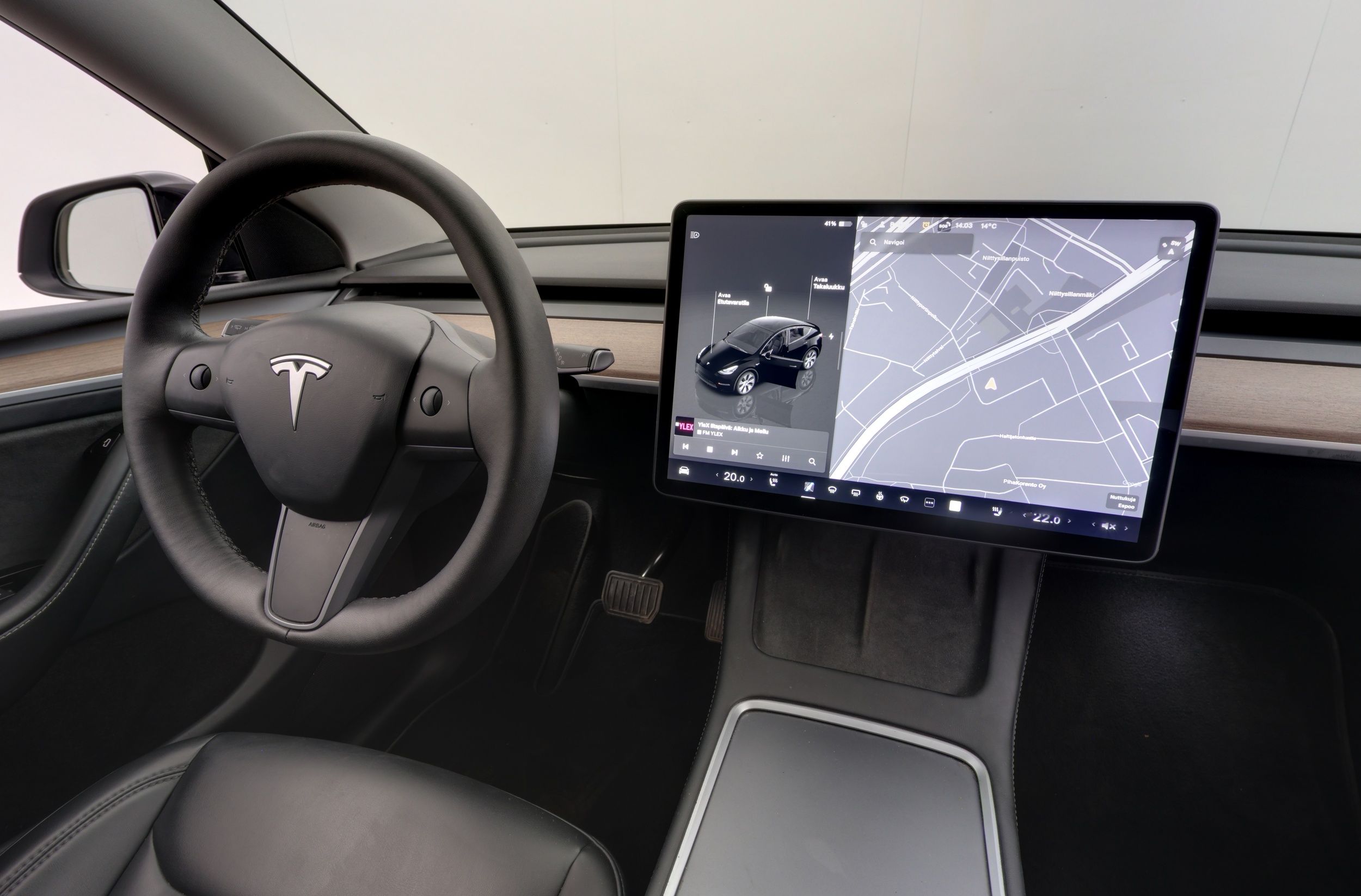 Tesla Model Y 2023