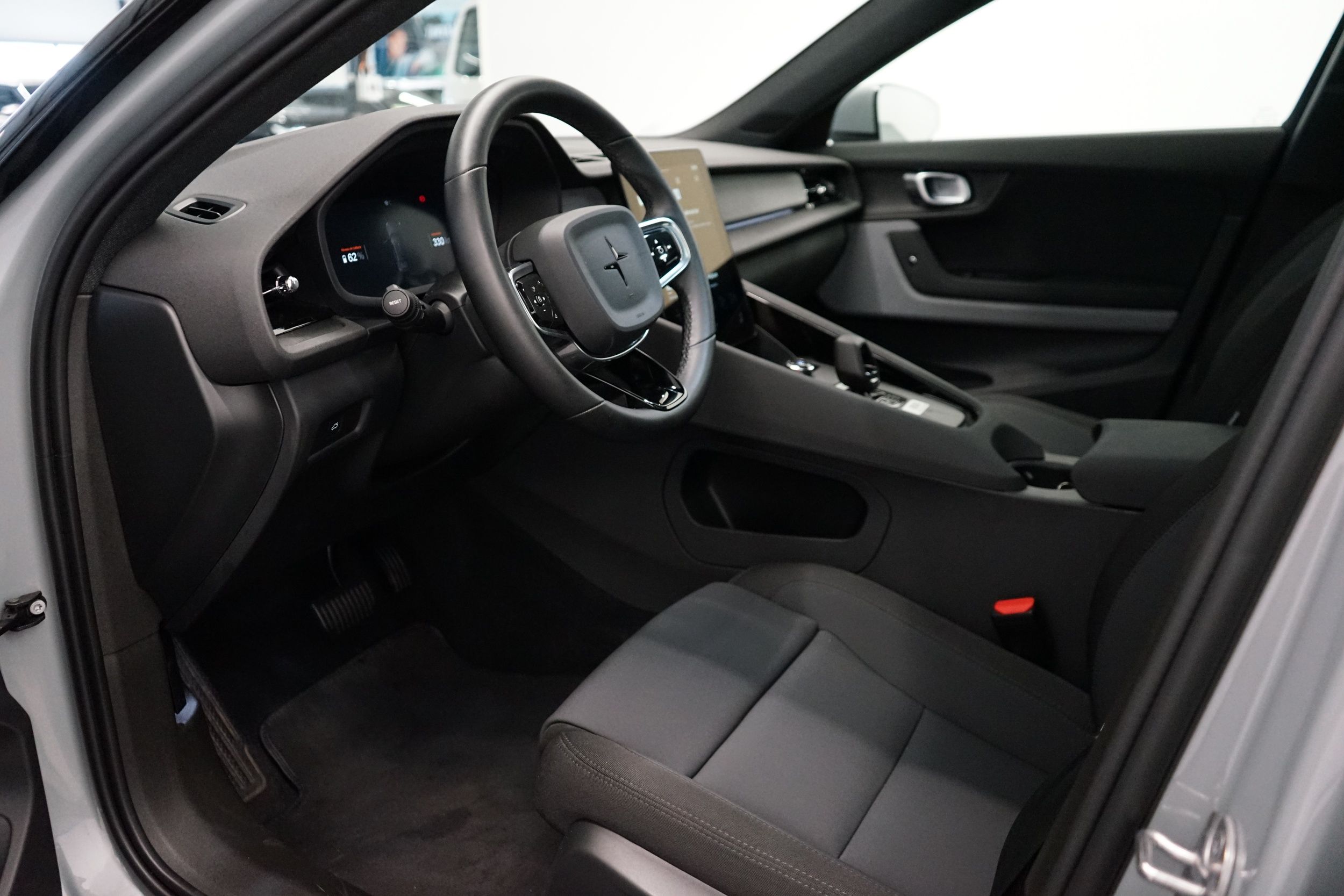 Polestar 2 2025