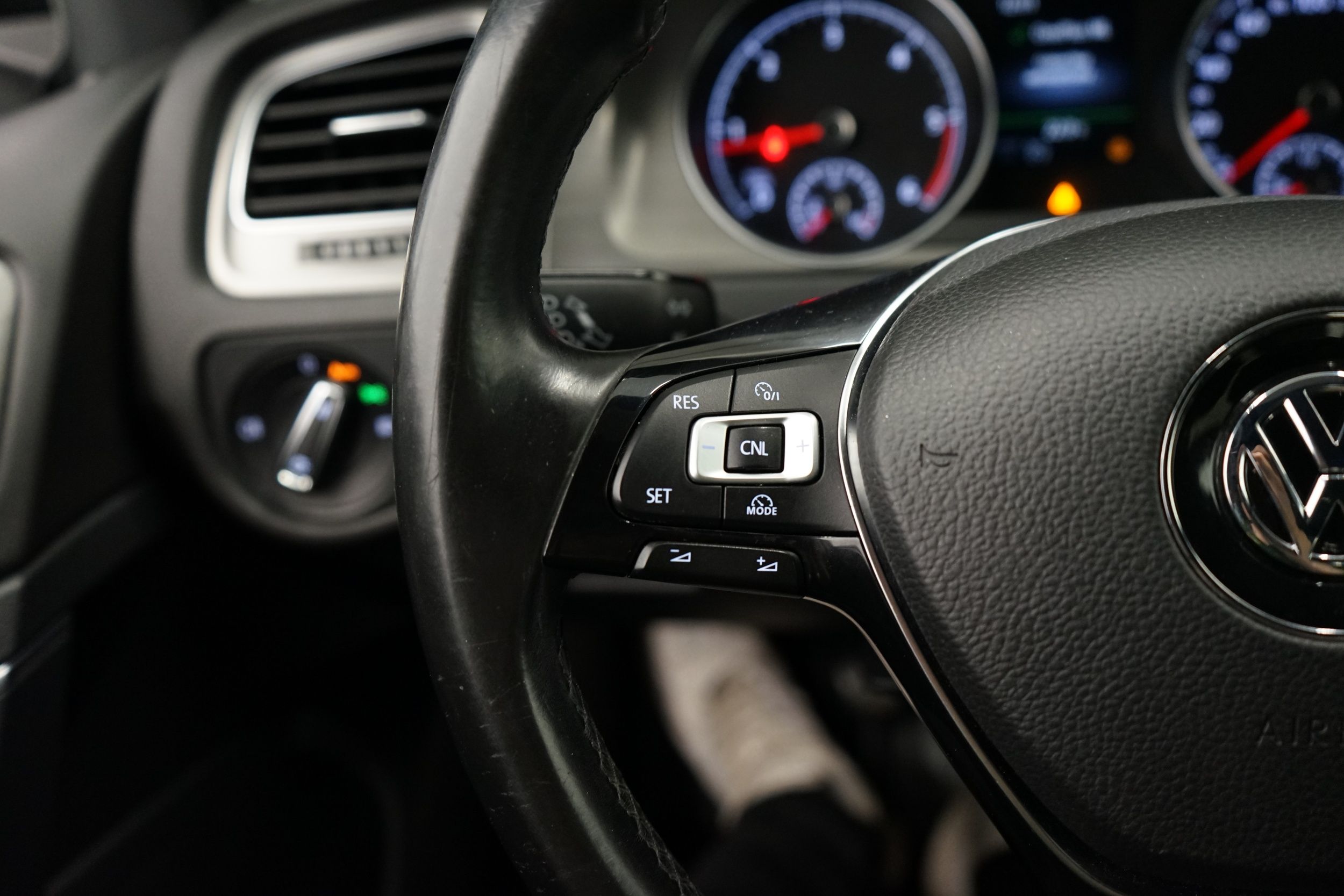 Volkswagen Golf 2014