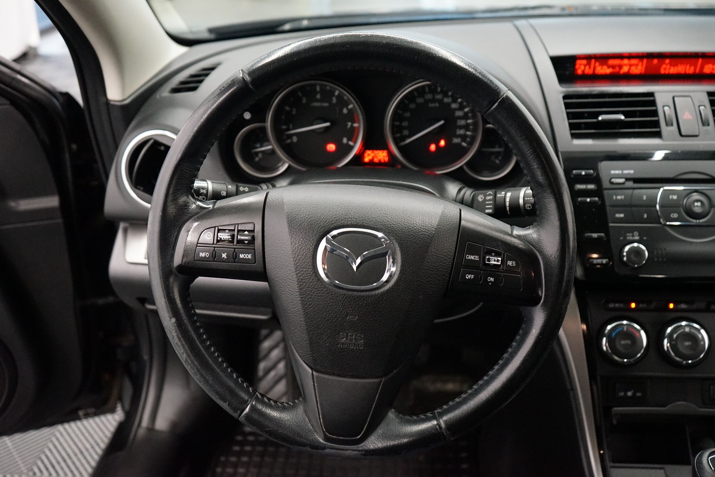 Mazda 6 2011