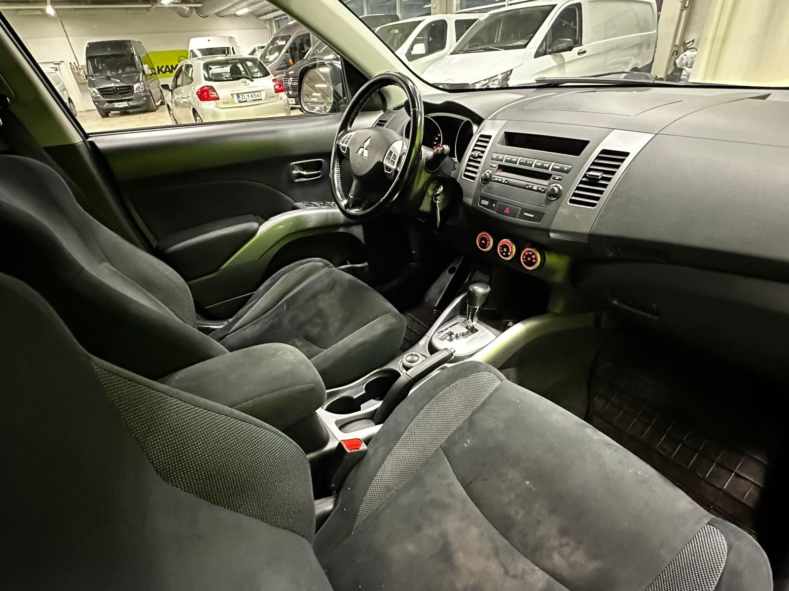 Mitsubishi Outlander 2008