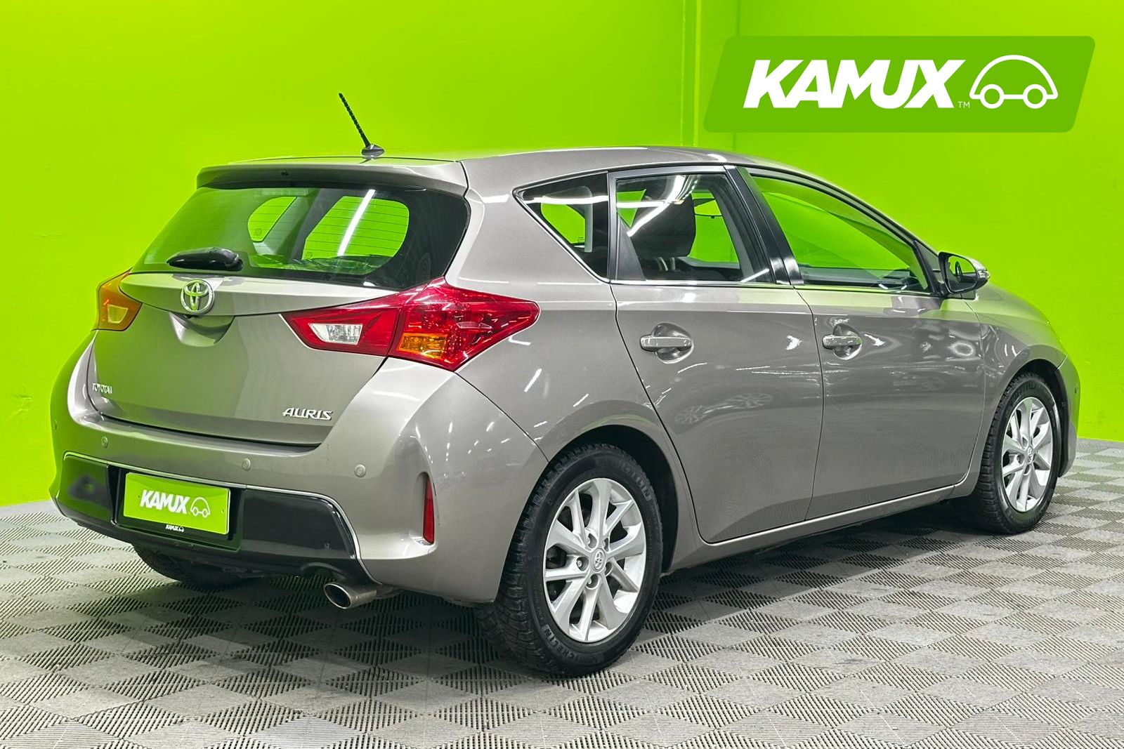 Toyota Auris 2013