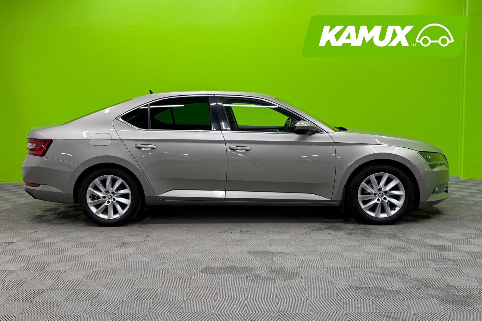 Skoda Superb 2016
