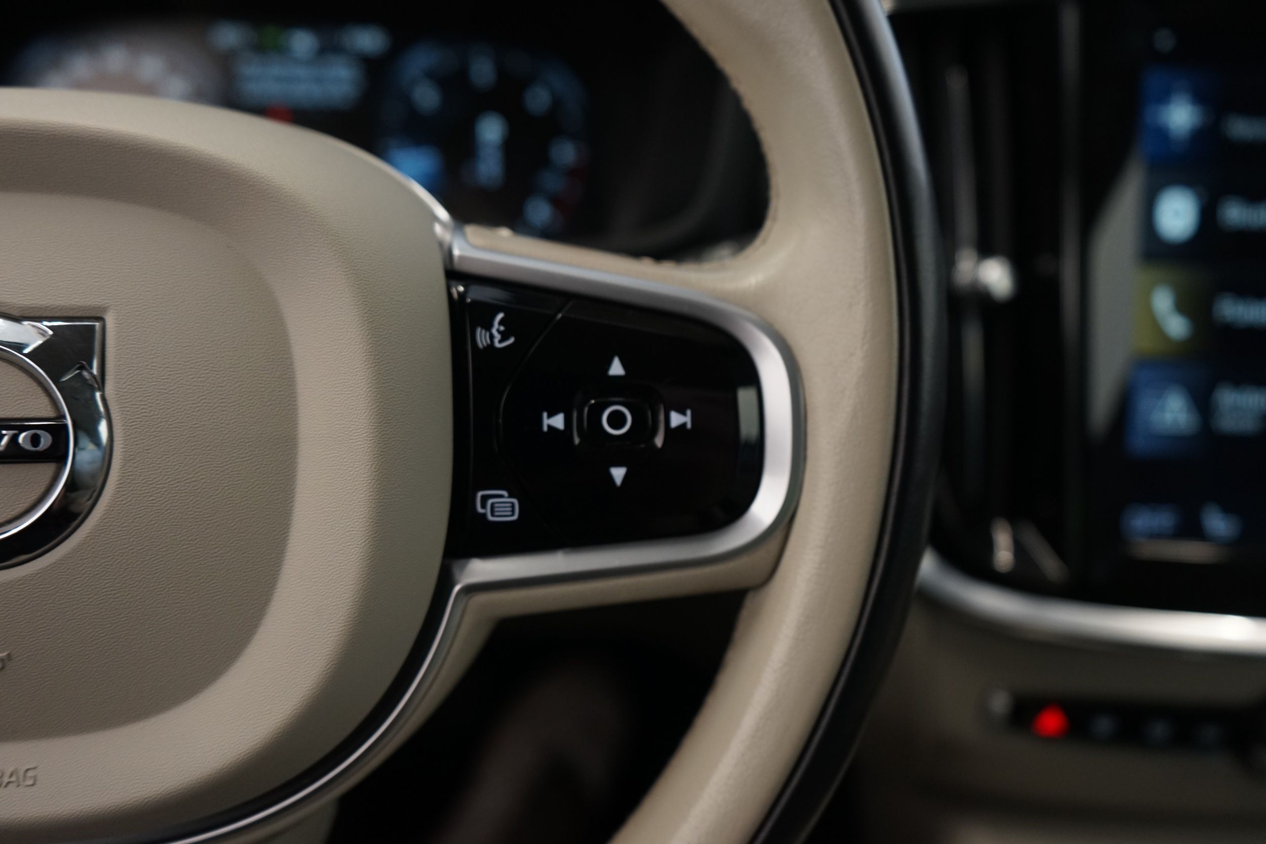 Volvo V60 Cross Country 2020