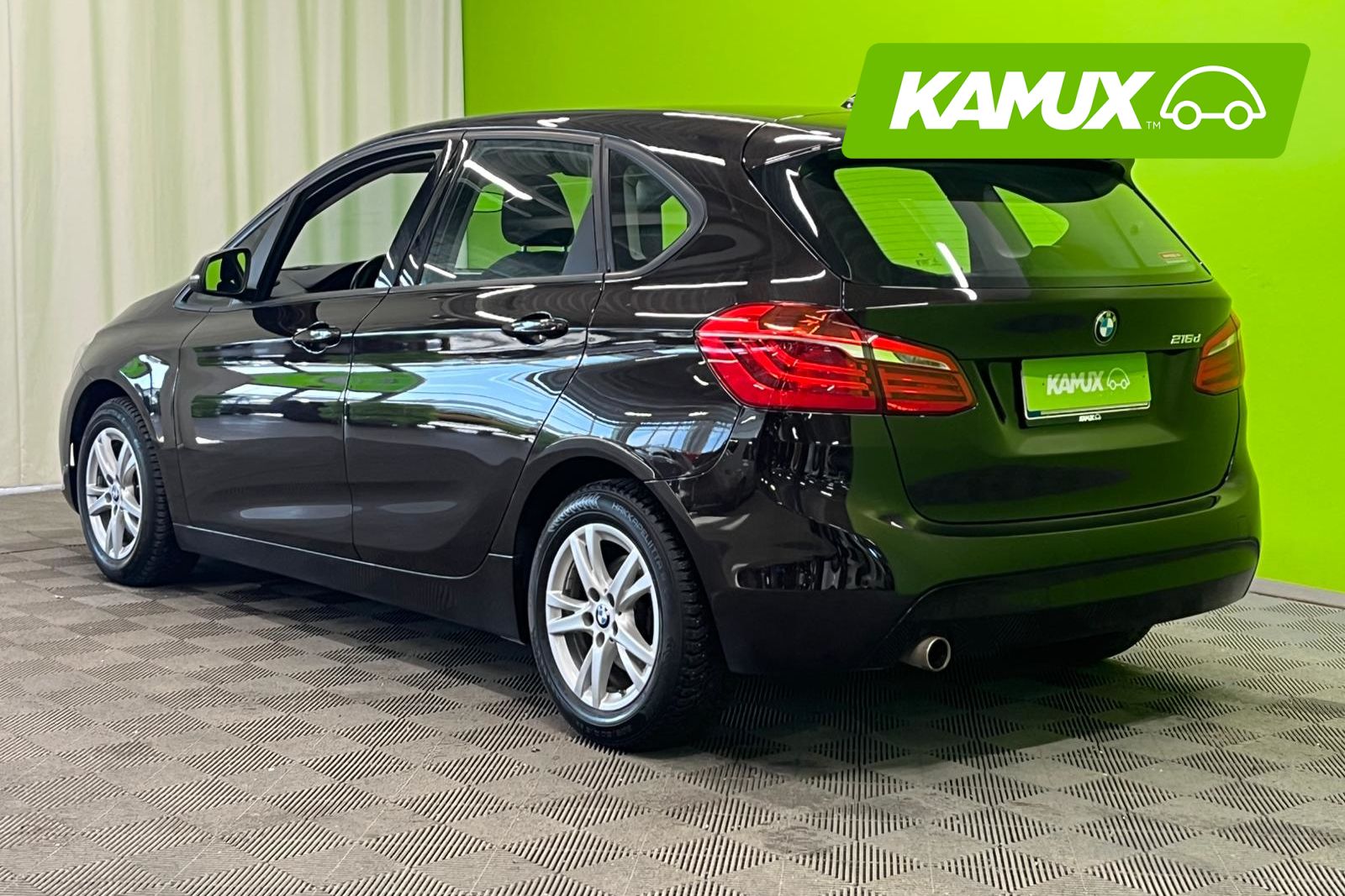 BMW 216 2017