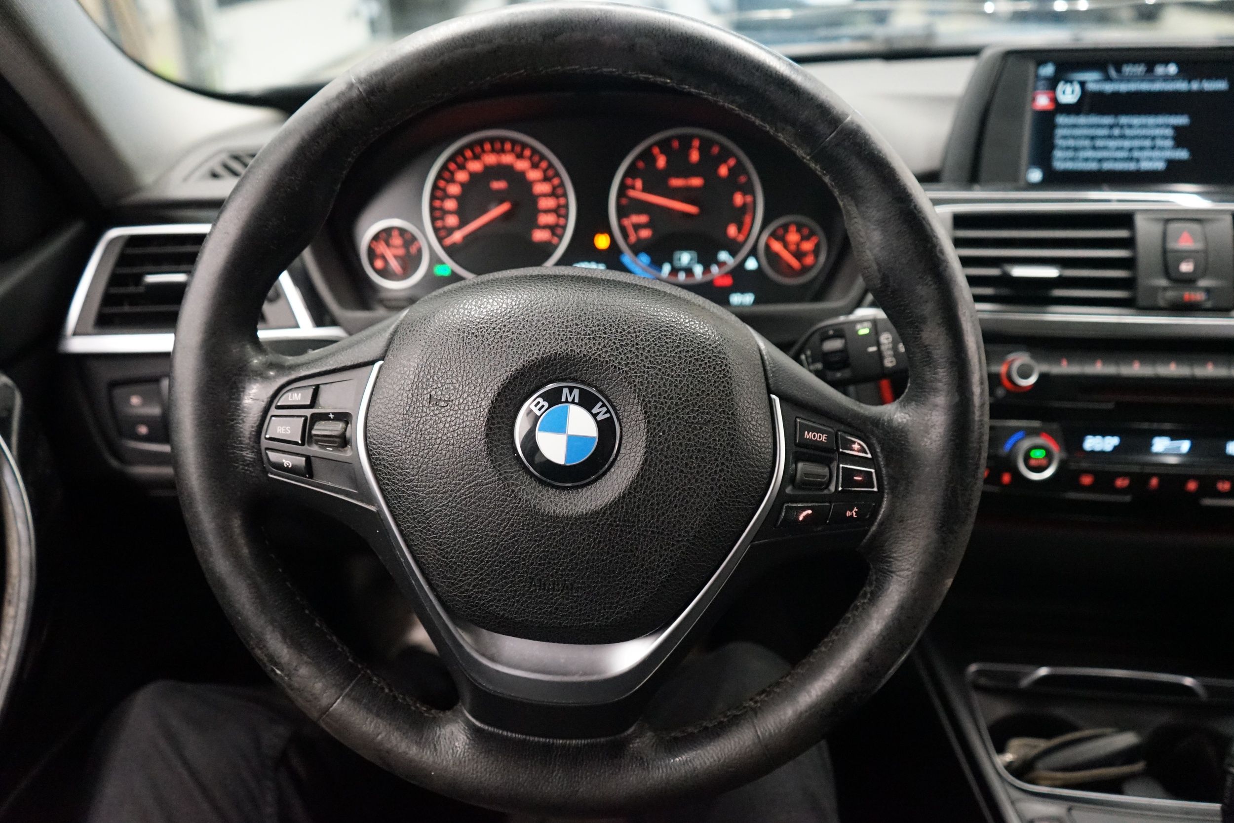 BMW 320 2017