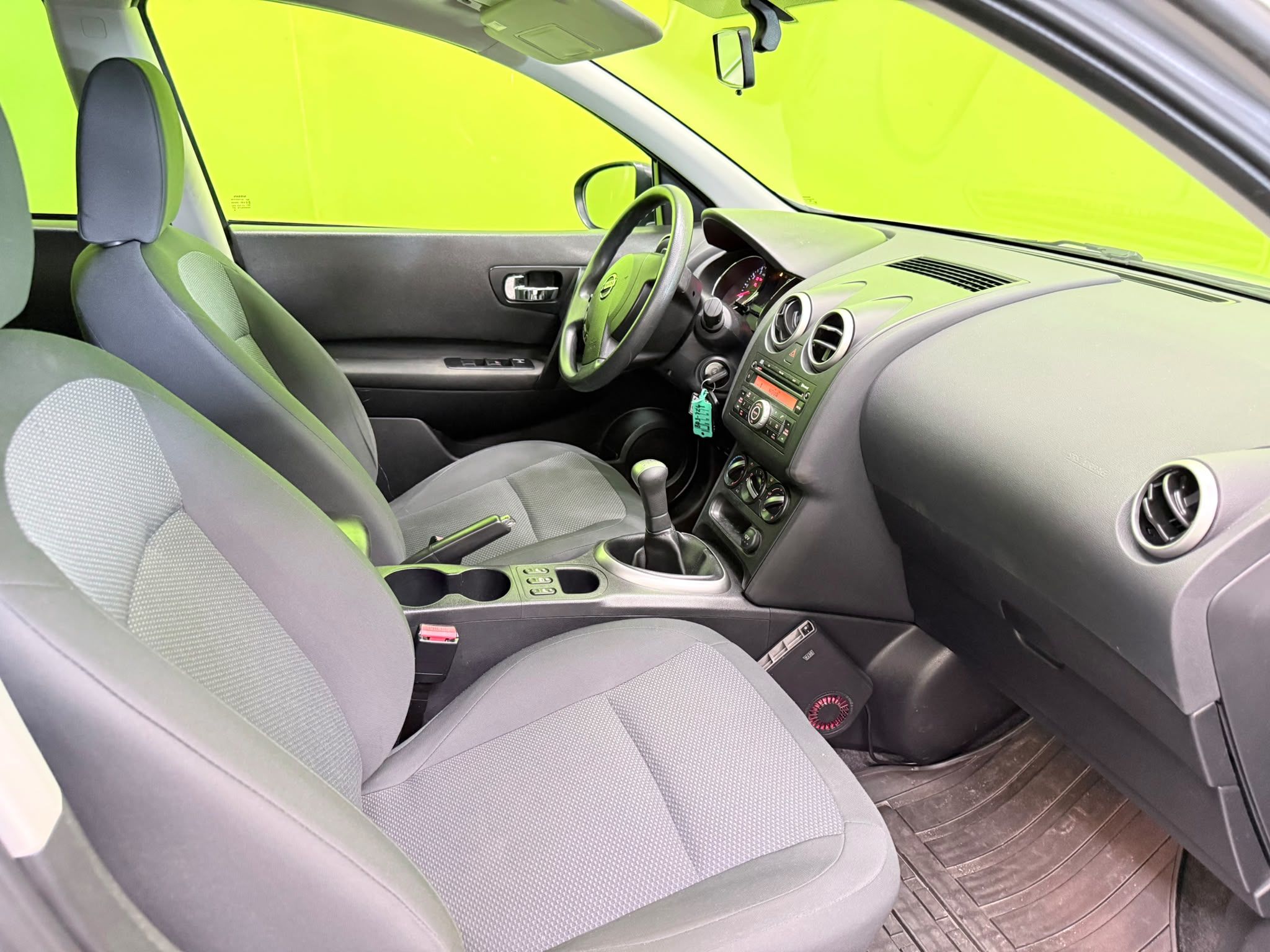 Nissan Qashqai+2 2010