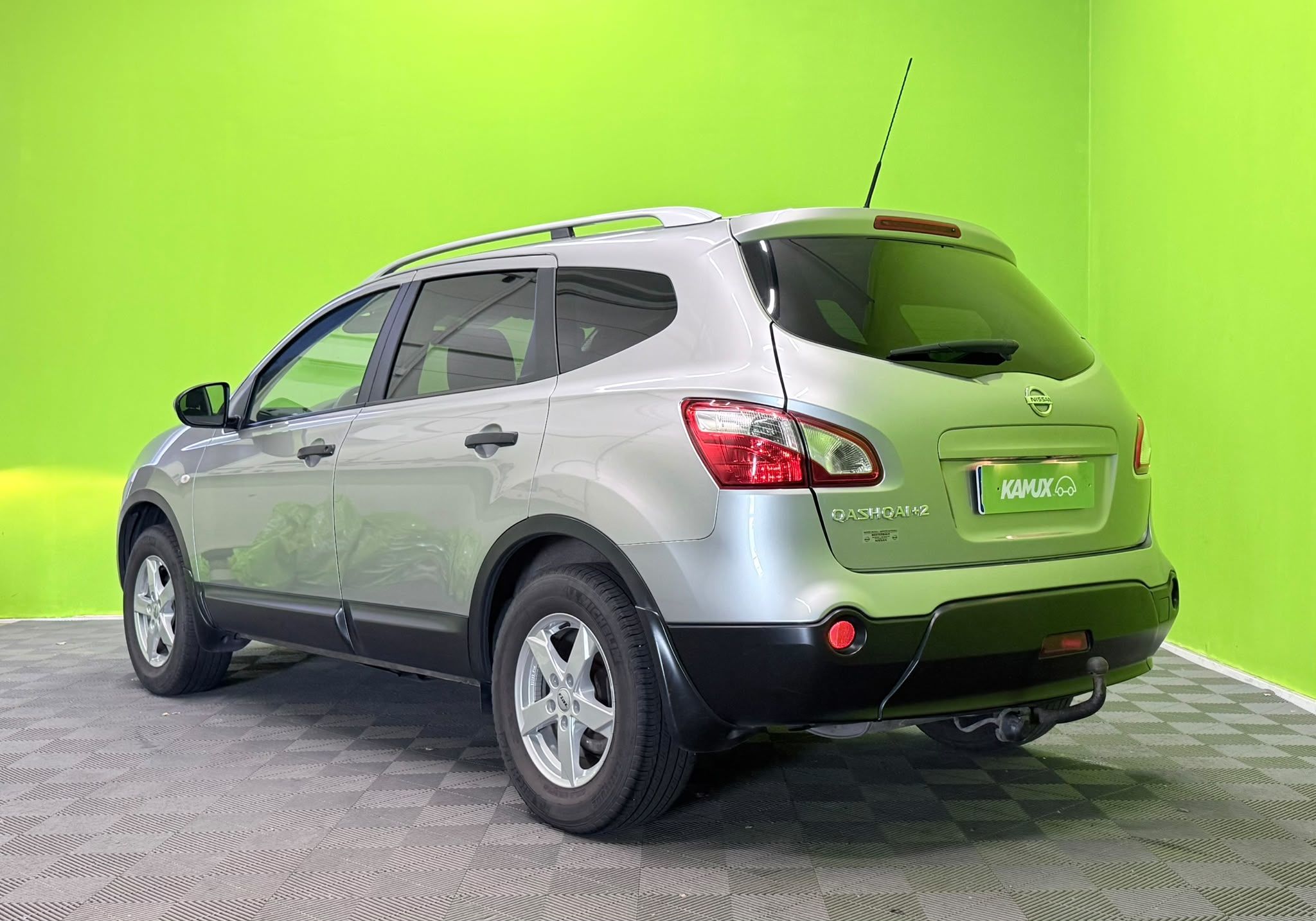 Nissan Qashqai+2 2010