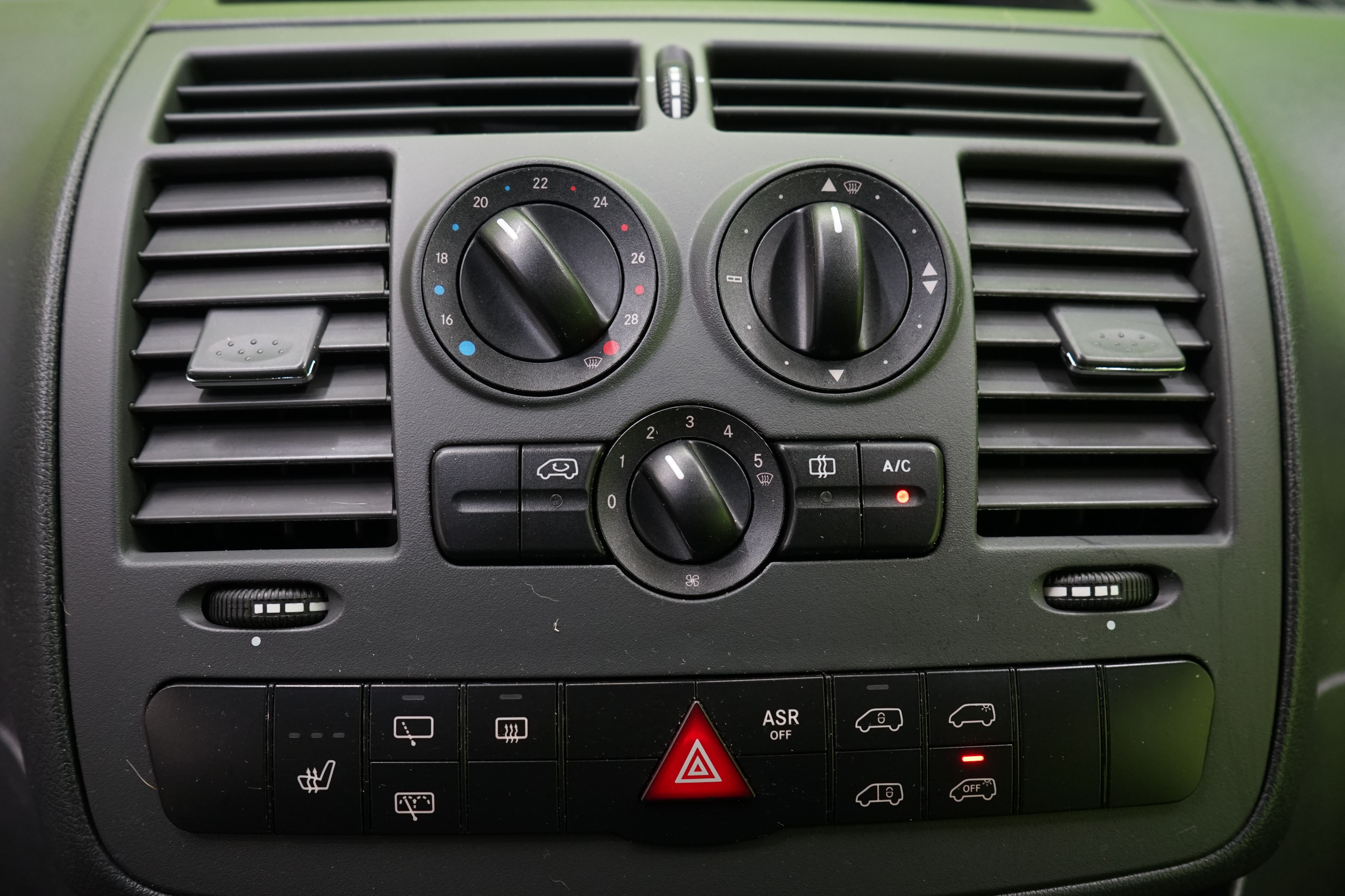 Mercedes-Benz Vito 2013