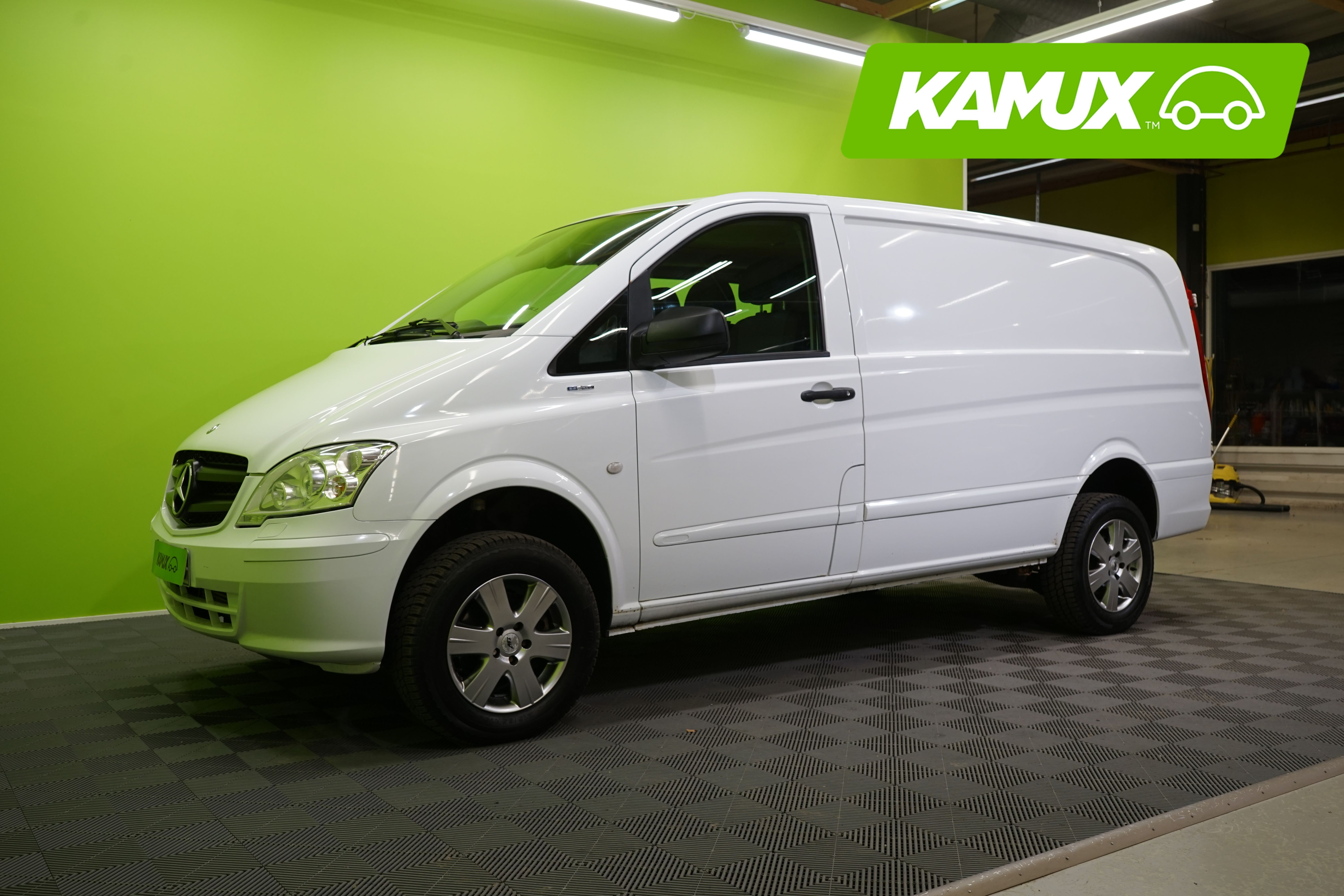 Mercedes-Benz Vito 2013