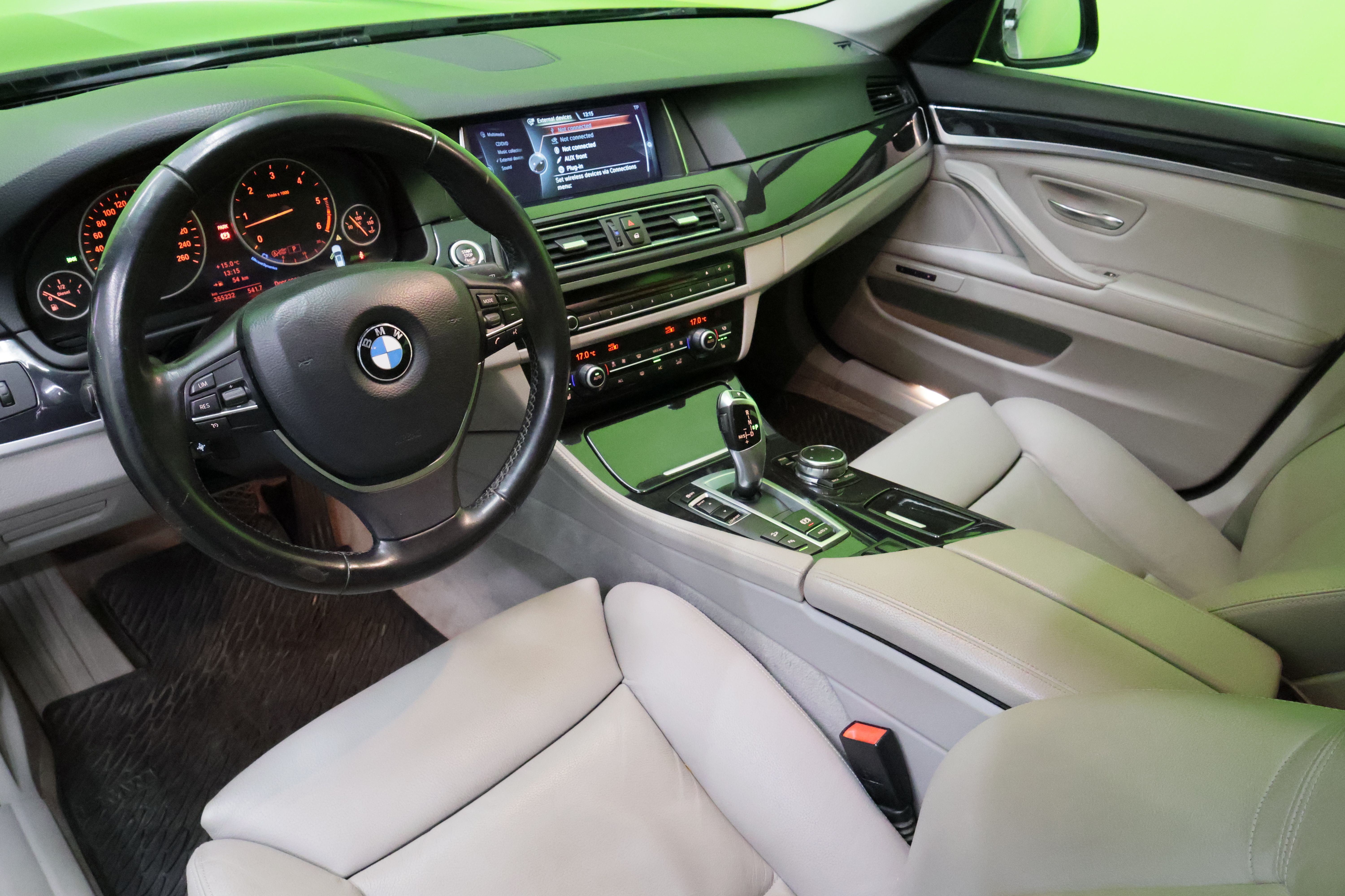 BMW 530 2012