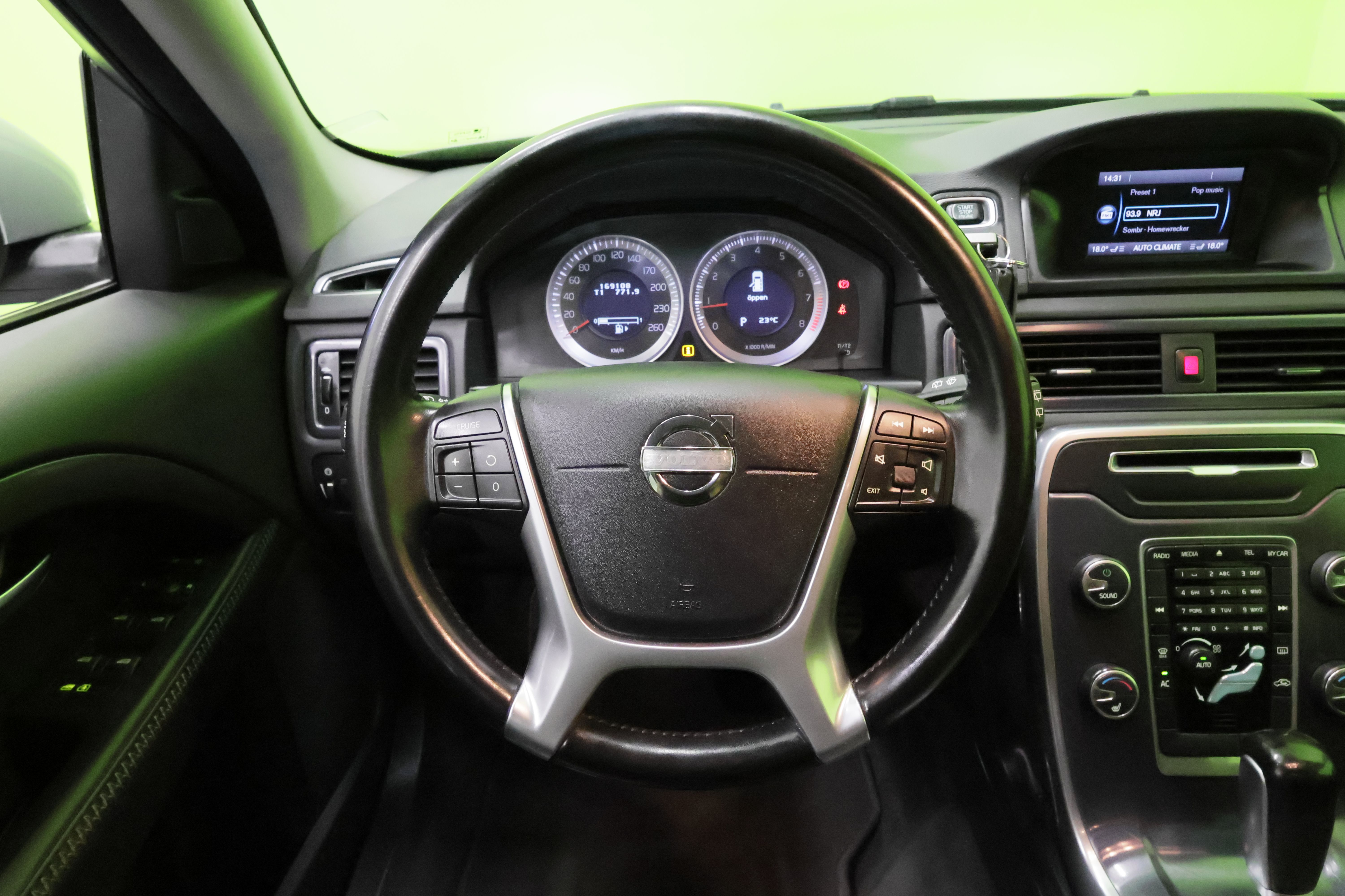 Volvo V70 2012