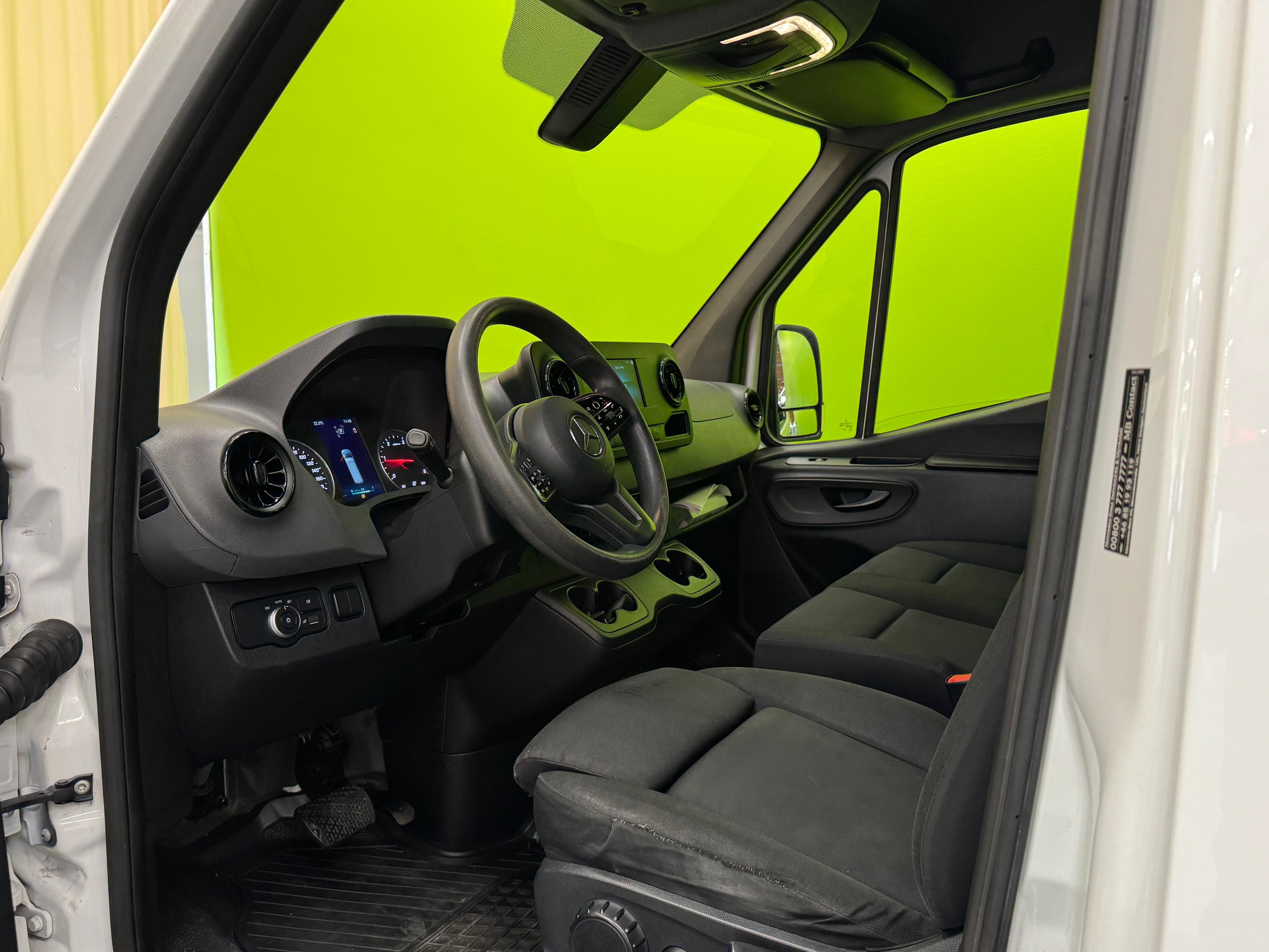 Mercedes-Benz Sprinter 2021