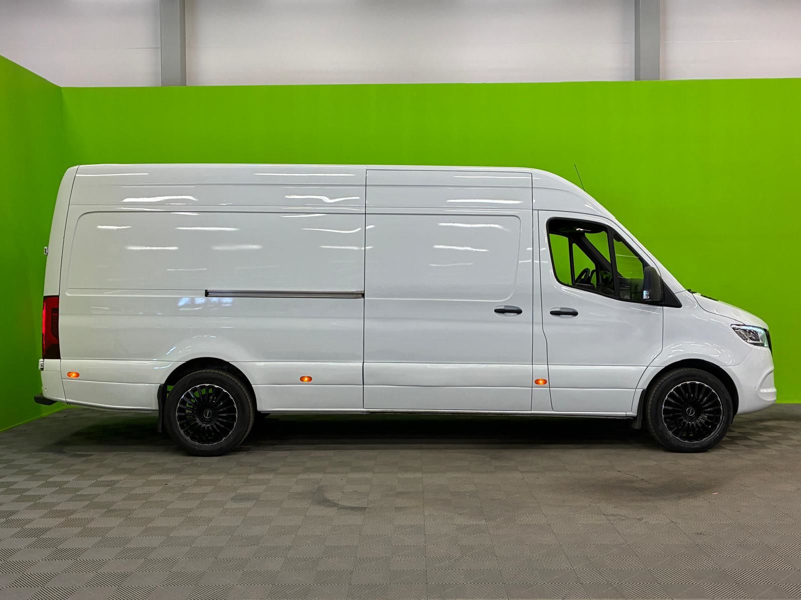Mercedes-Benz Sprinter 2021
