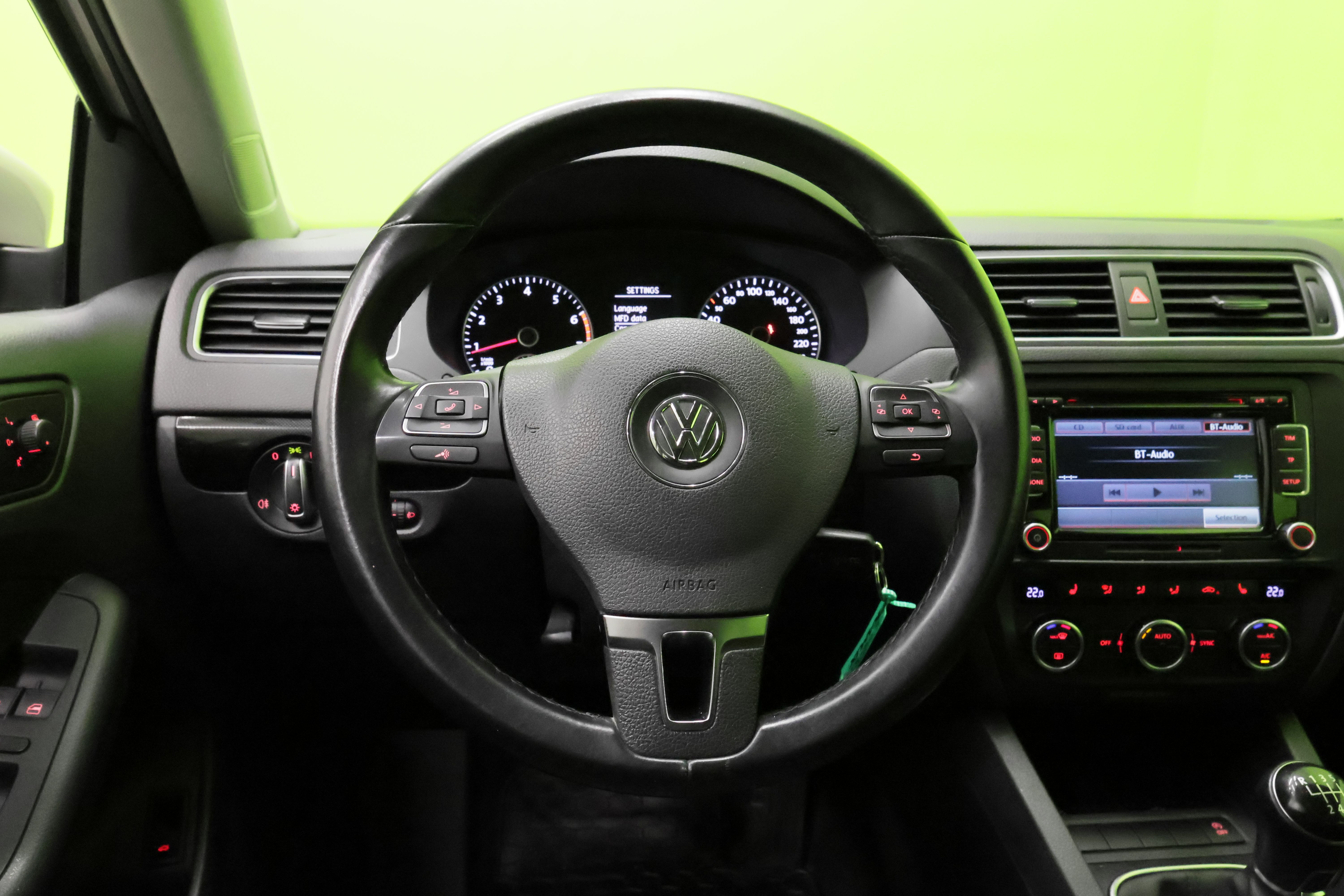 Volkswagen Jetta 2014