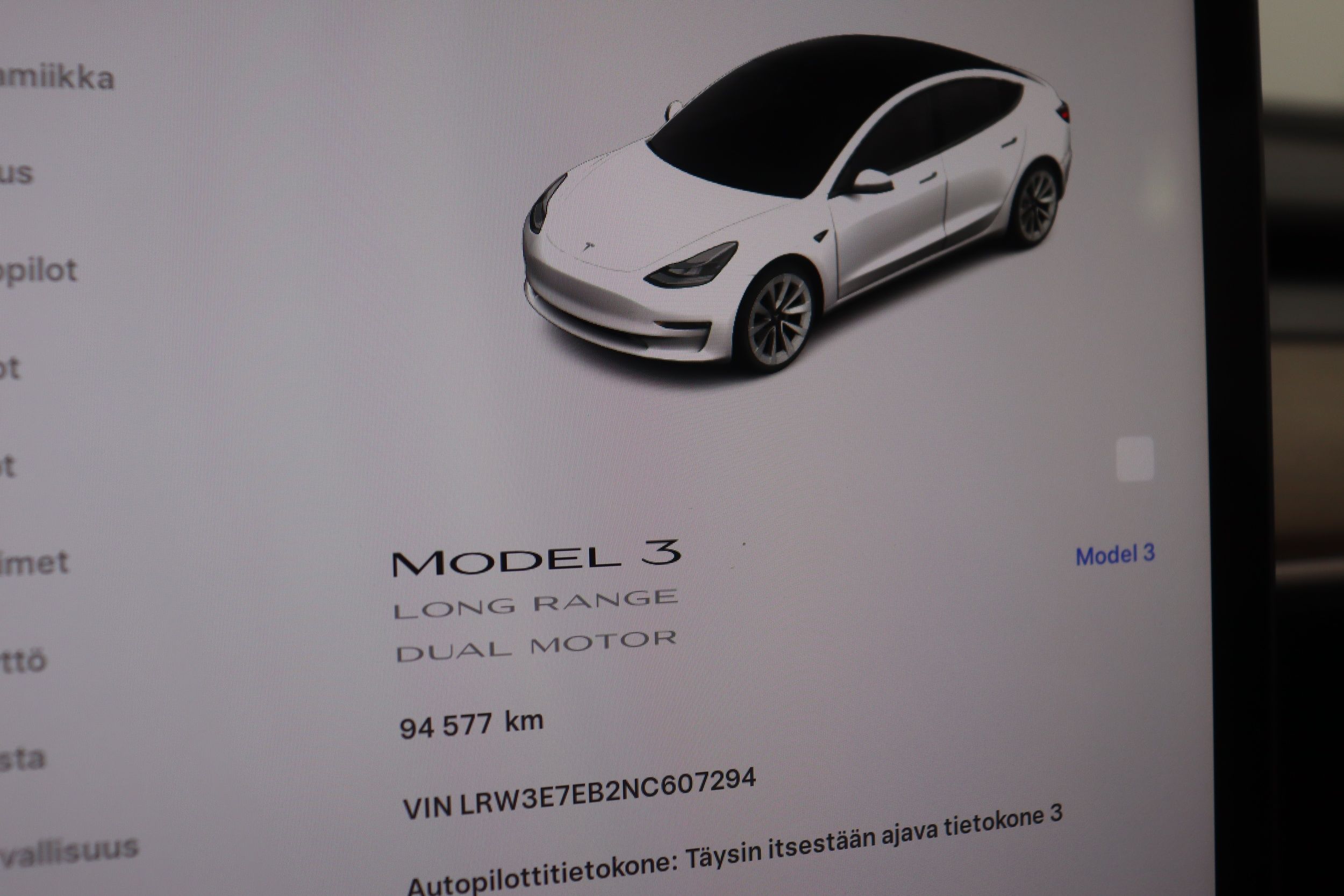 Tesla Model 3 2022