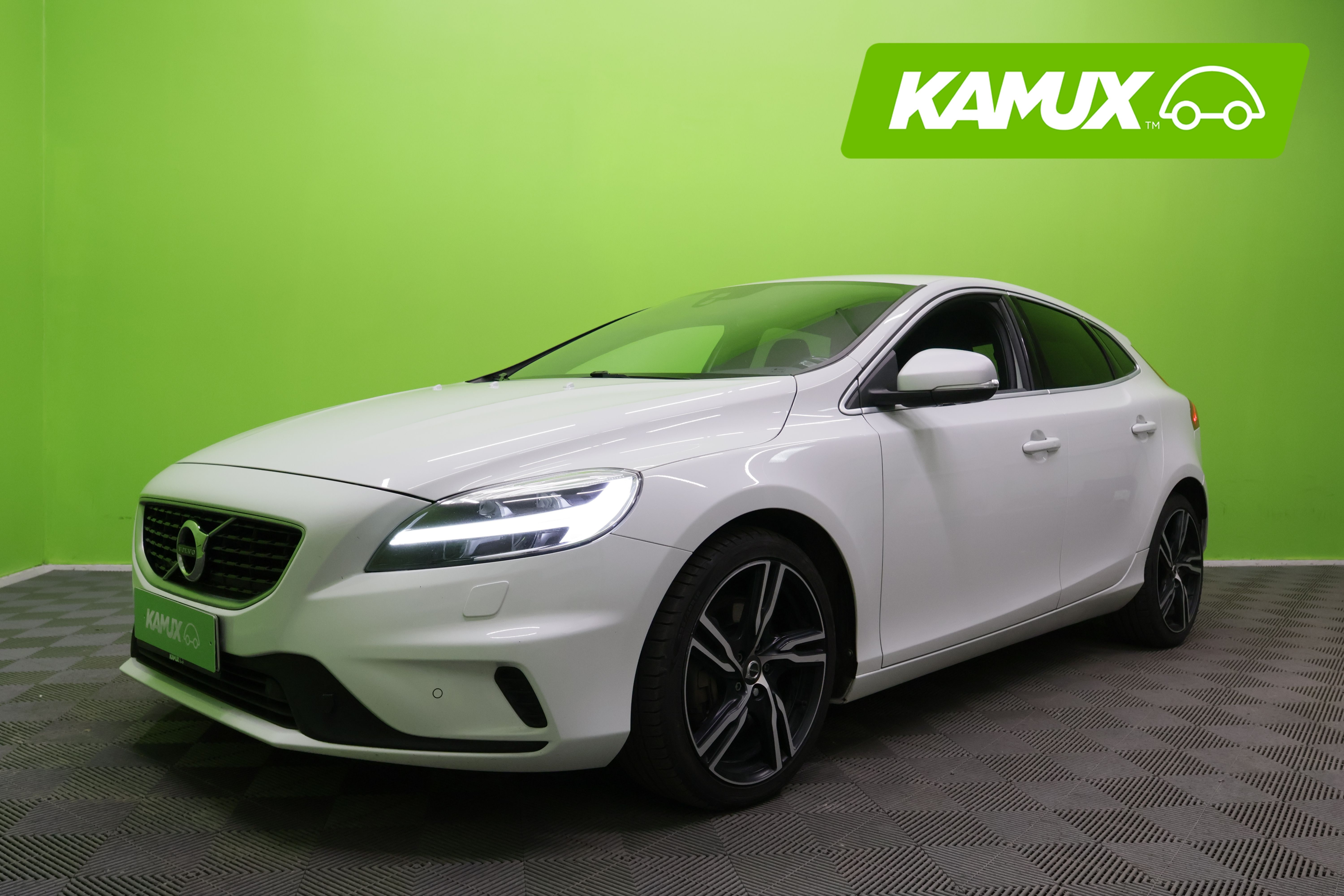Volvo V40 2017
