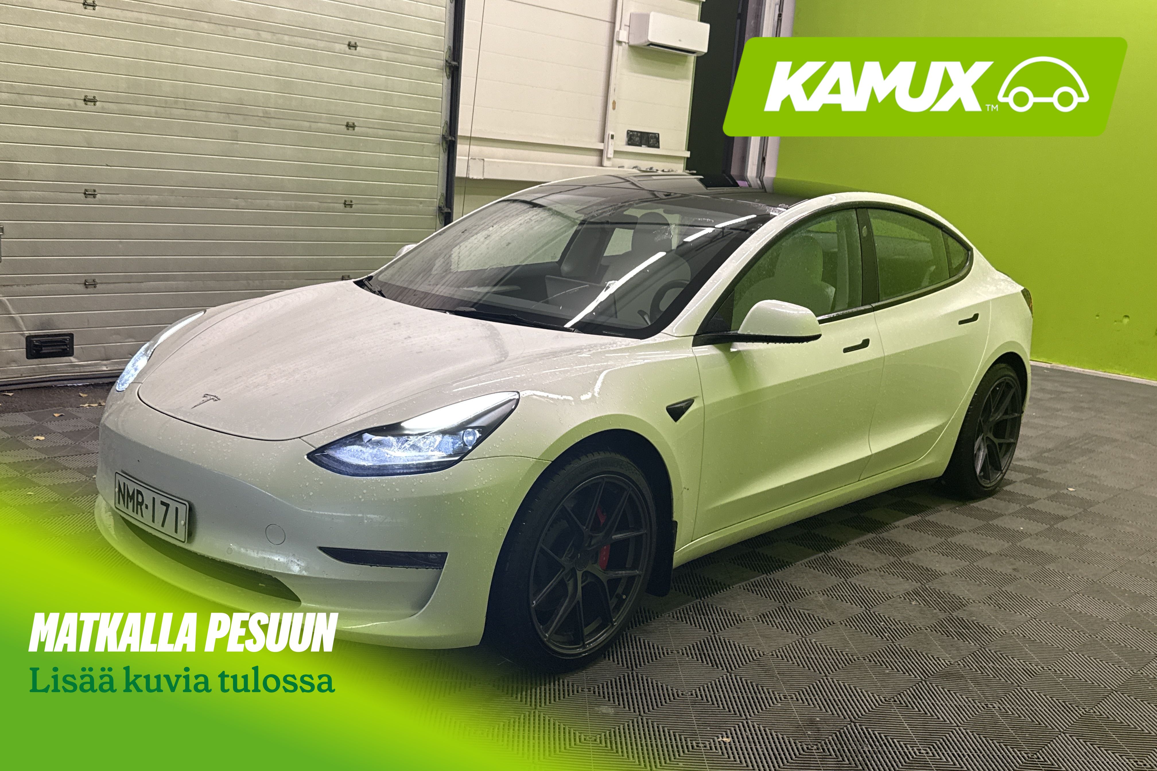 Tesla Model 3 2022