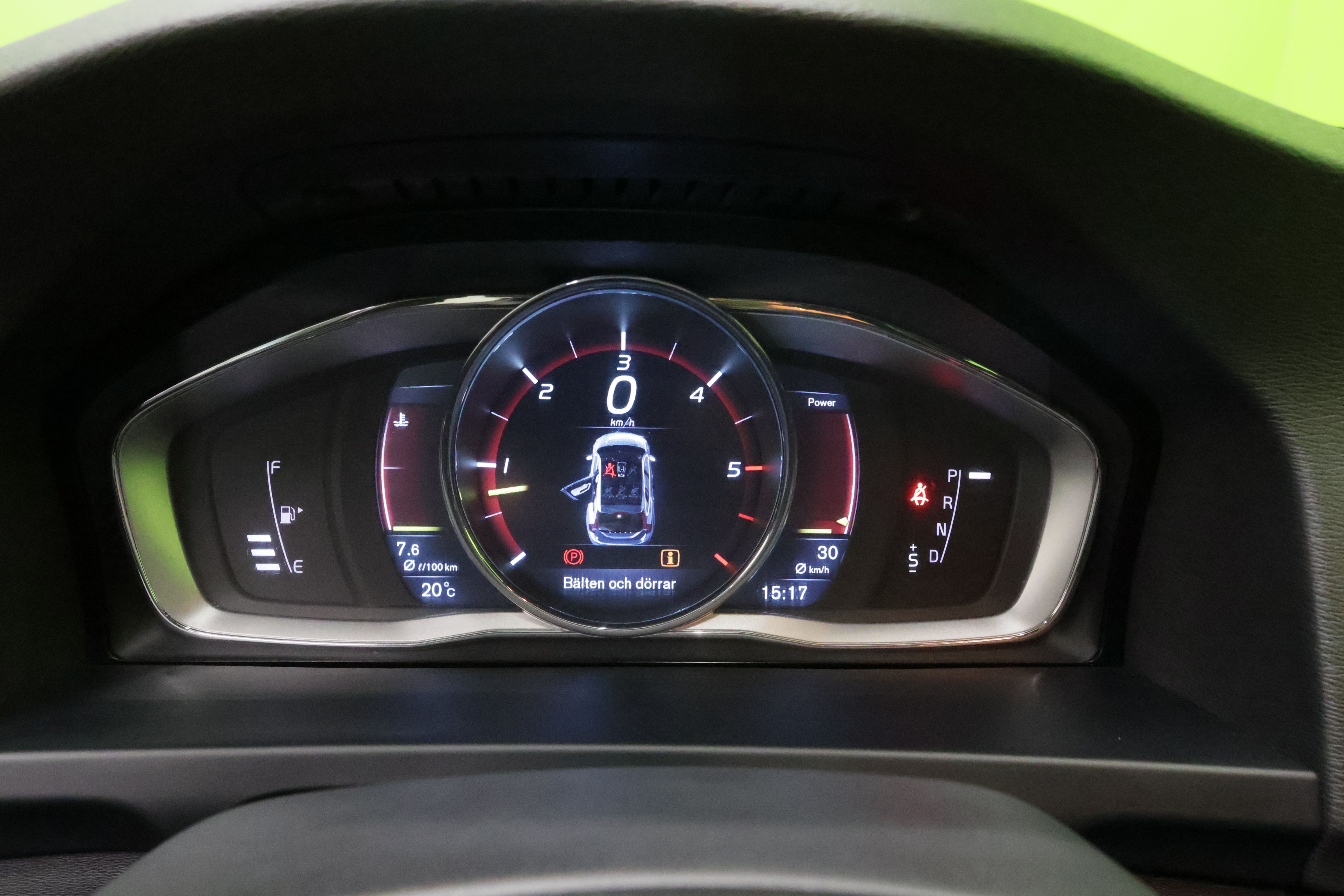 Volvo V60 Cross Country 2016