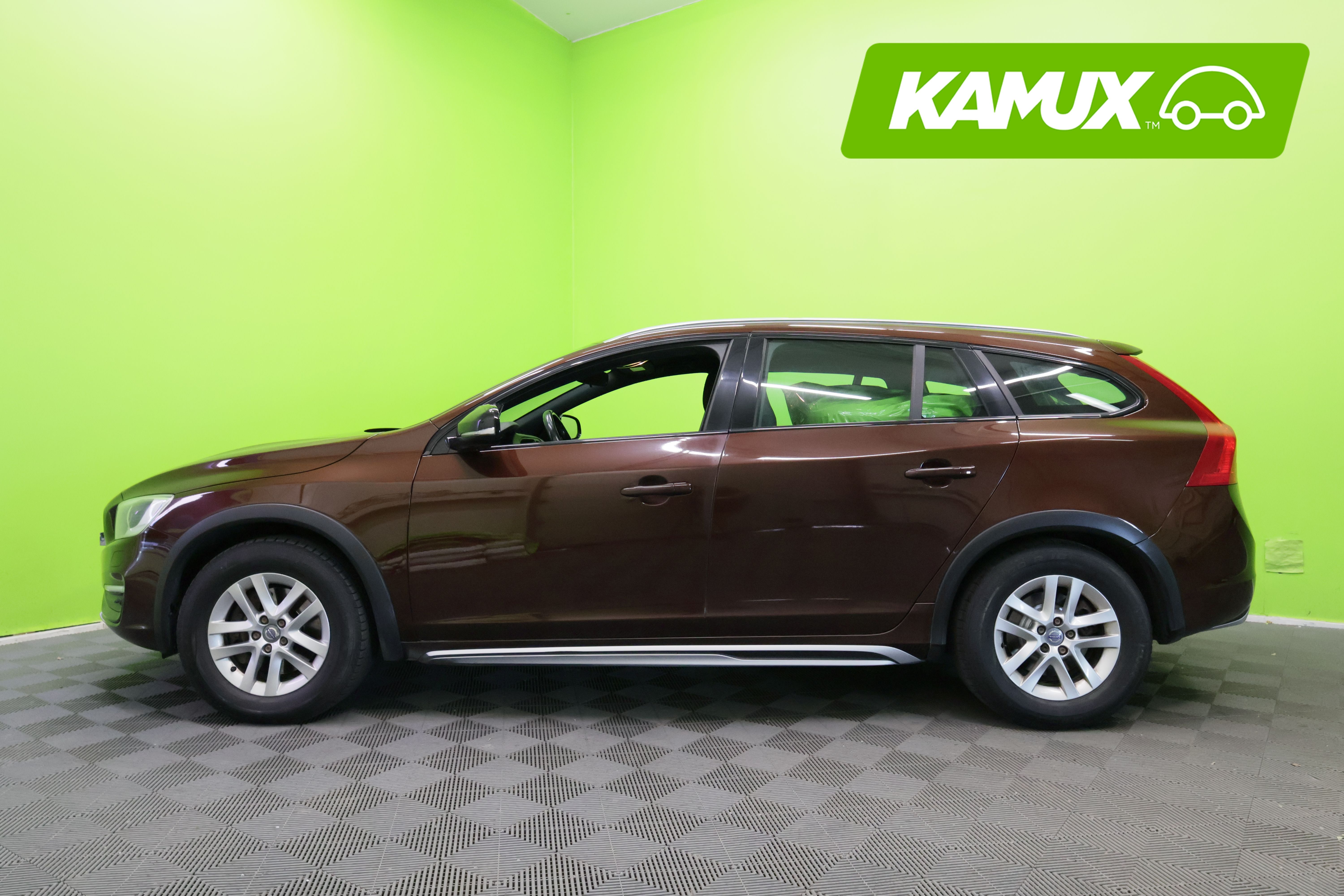 Volvo V60 Cross Country 2016