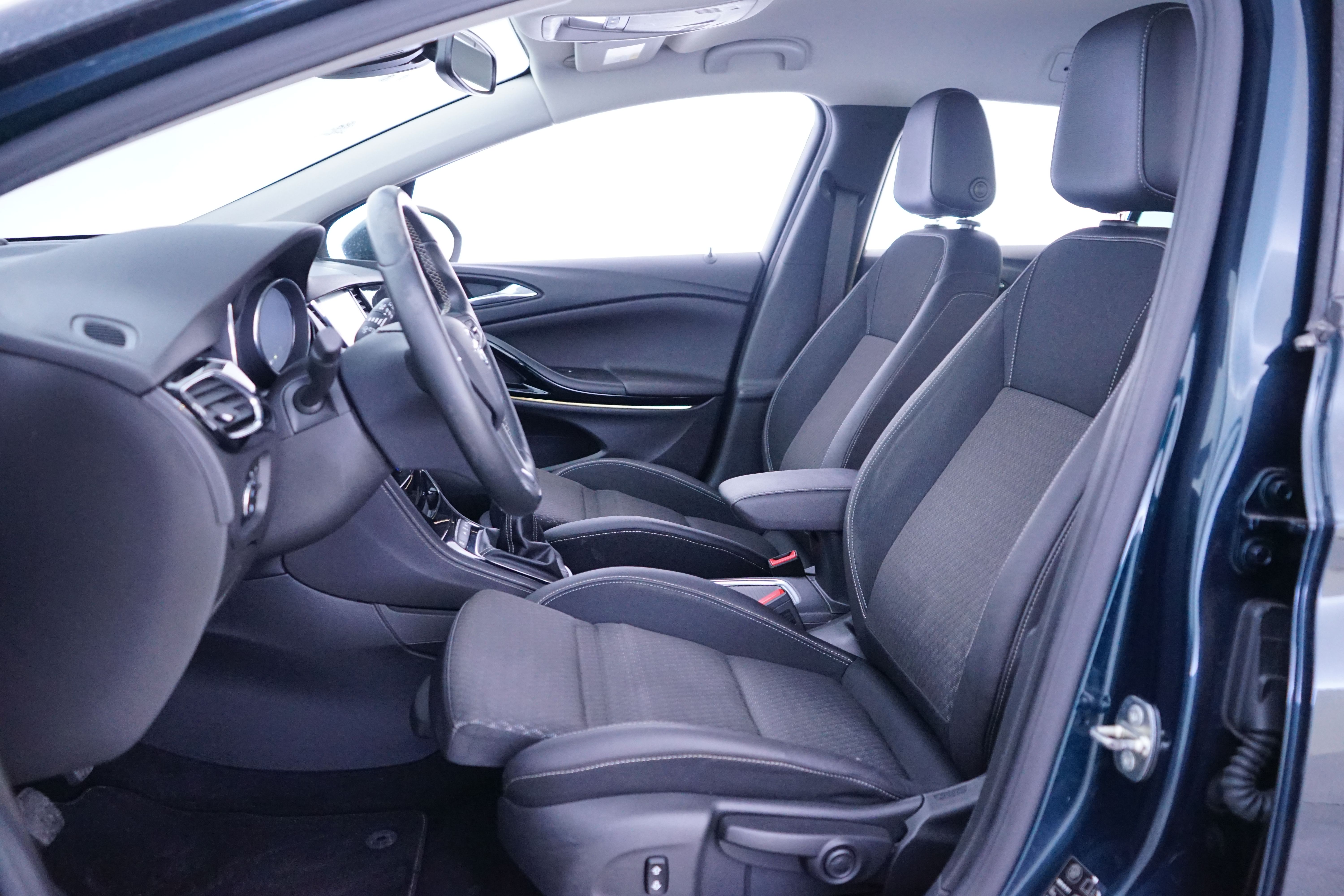 Opel Astra 2016