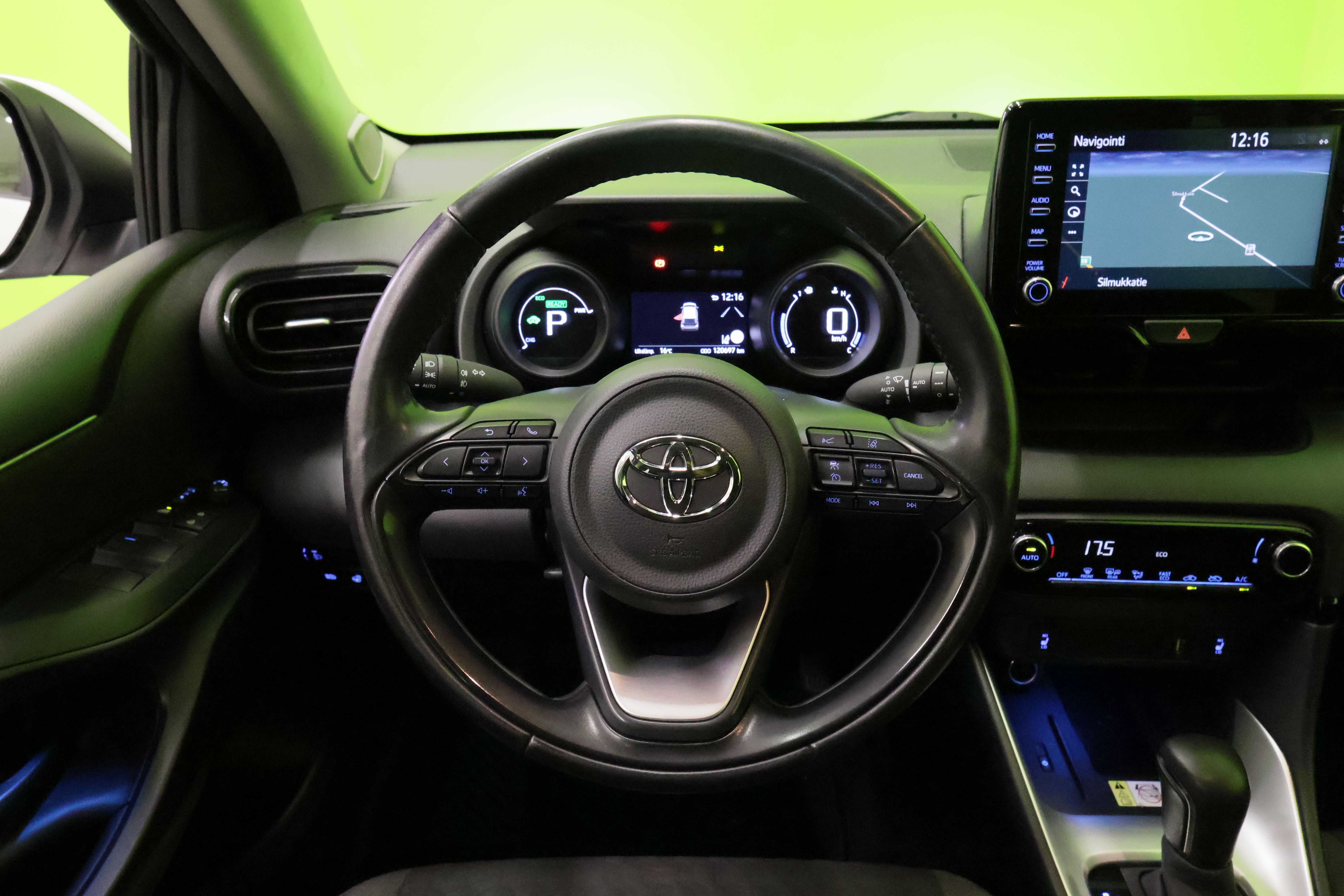 Toyota Yaris 2023