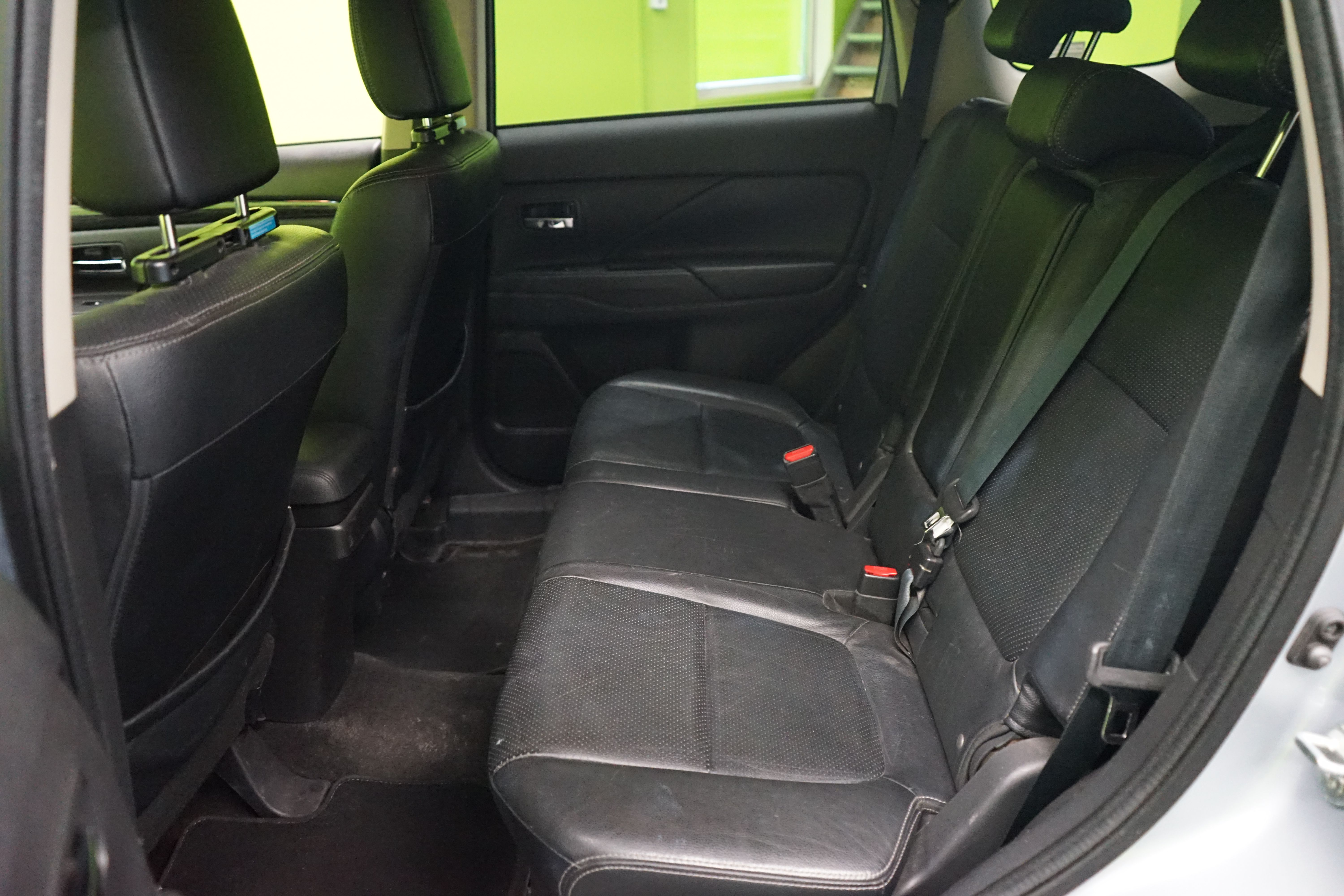 Mitsubishi Outlander 2016